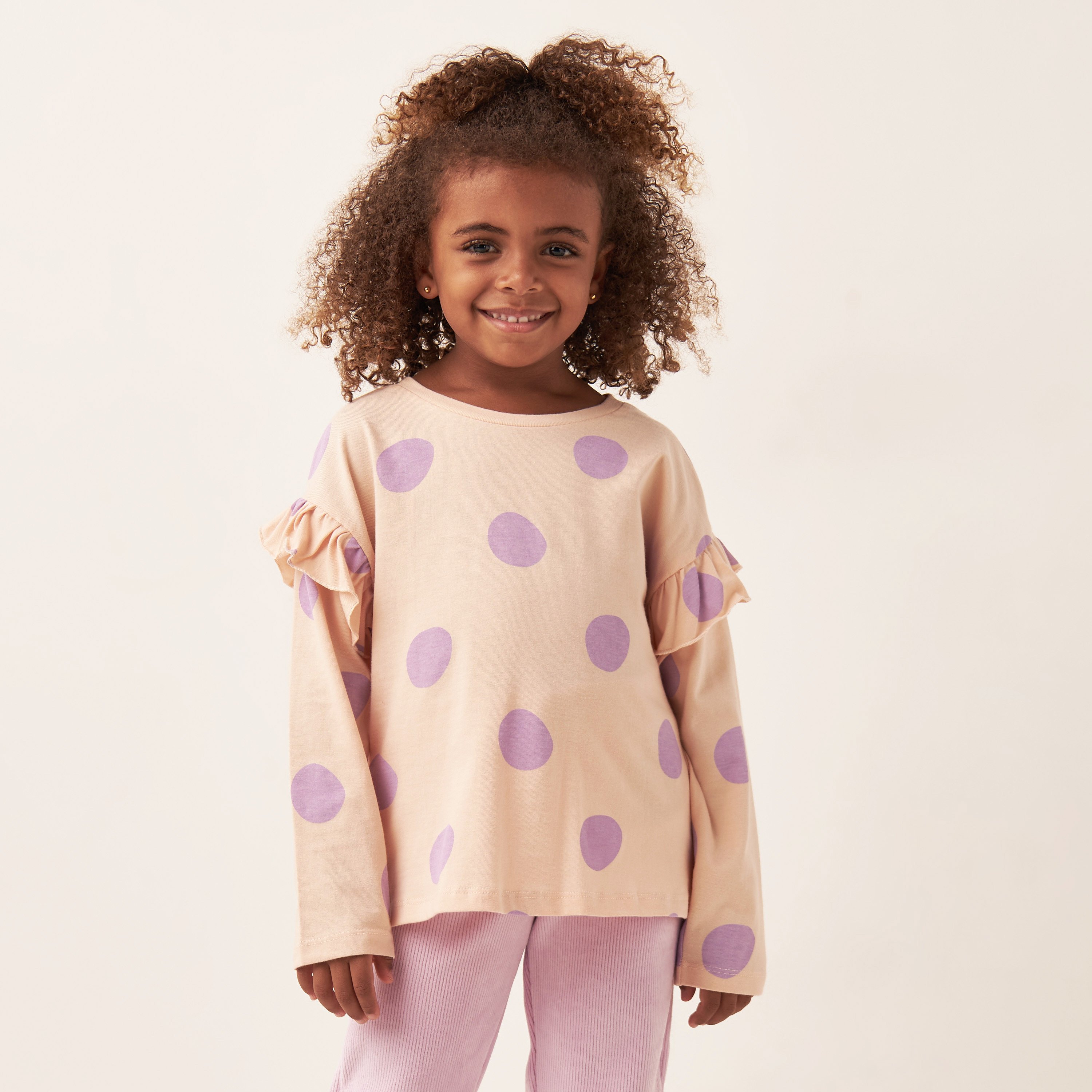 تيشيرت بأكمام طويلة بطبعات وتفاصيل كشكش من جونيورز - طقم من قطعتين-girls-clothing-multipacks-image-5