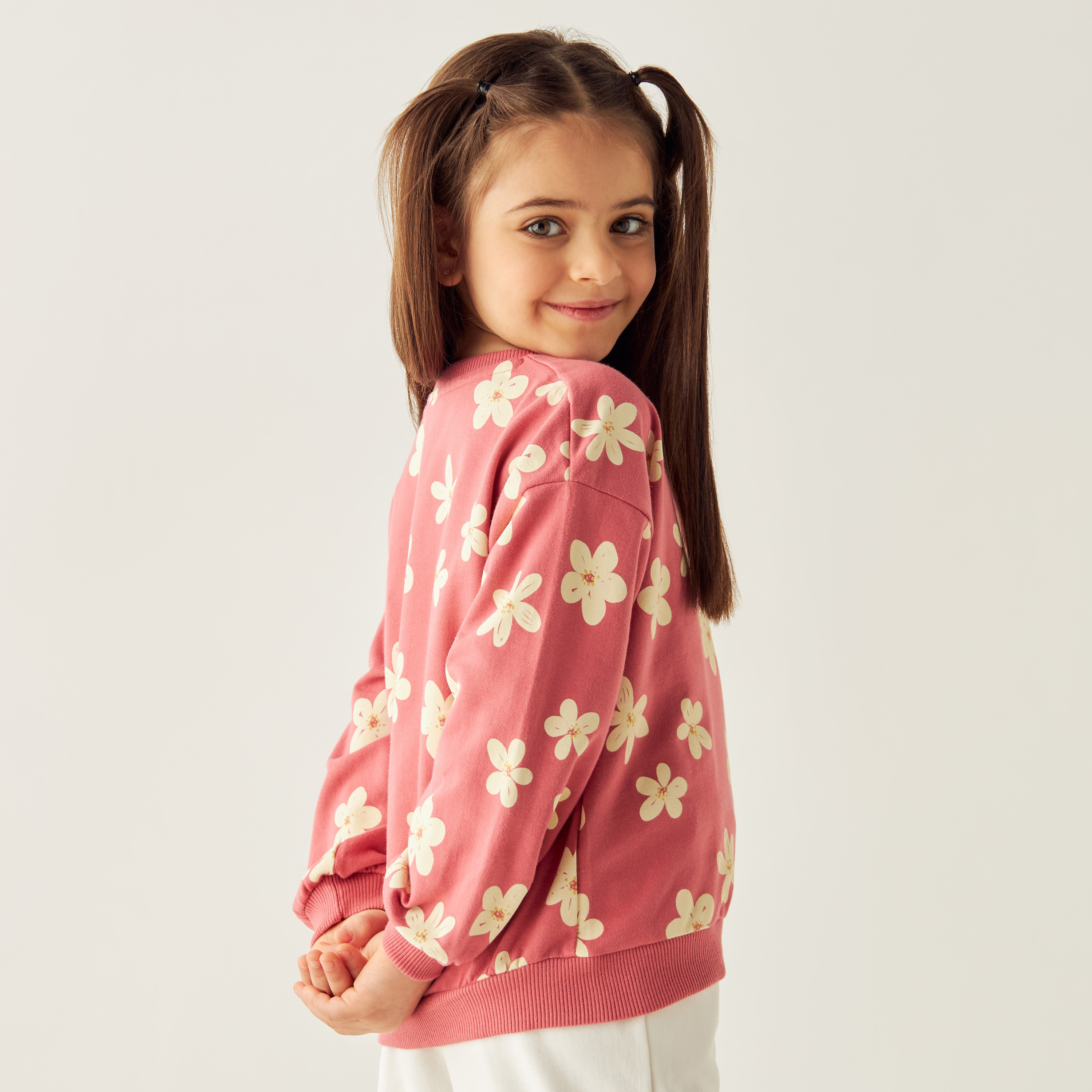 سويت شيرت قطن بأكمام طويلة وطبعات أزهار من جونيورز-girls-clothing-sweatshirts-image-4