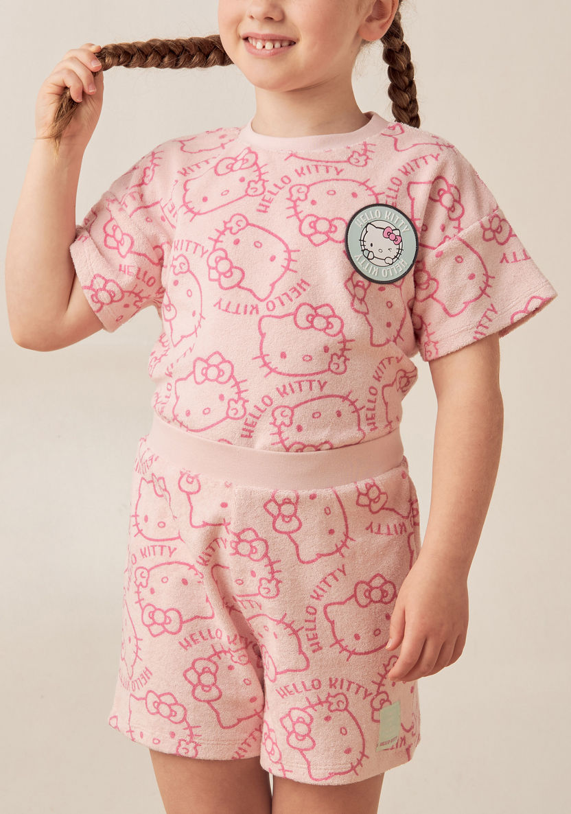 Sanrio Hello Kitty Print T-shirt and Shorts with Badge Detail-Clothes Sets-image-3