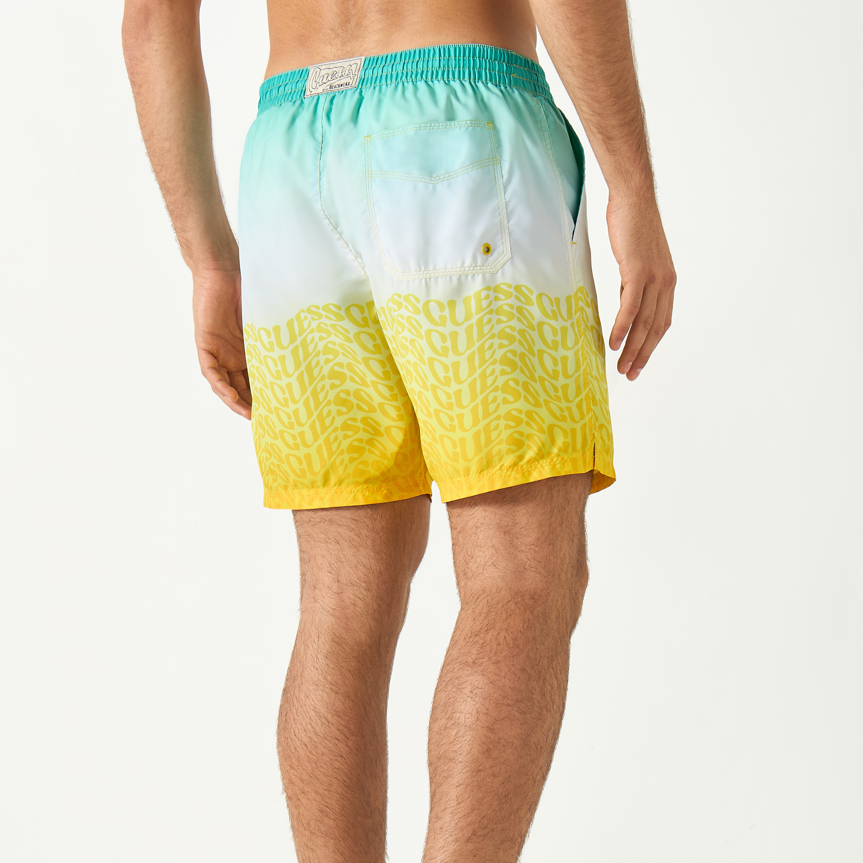 شورت سباحة برباط إغلاق وجيوب وطبعات شعار من جيس-men-clothing-swimandbeach-shorts-image-4
