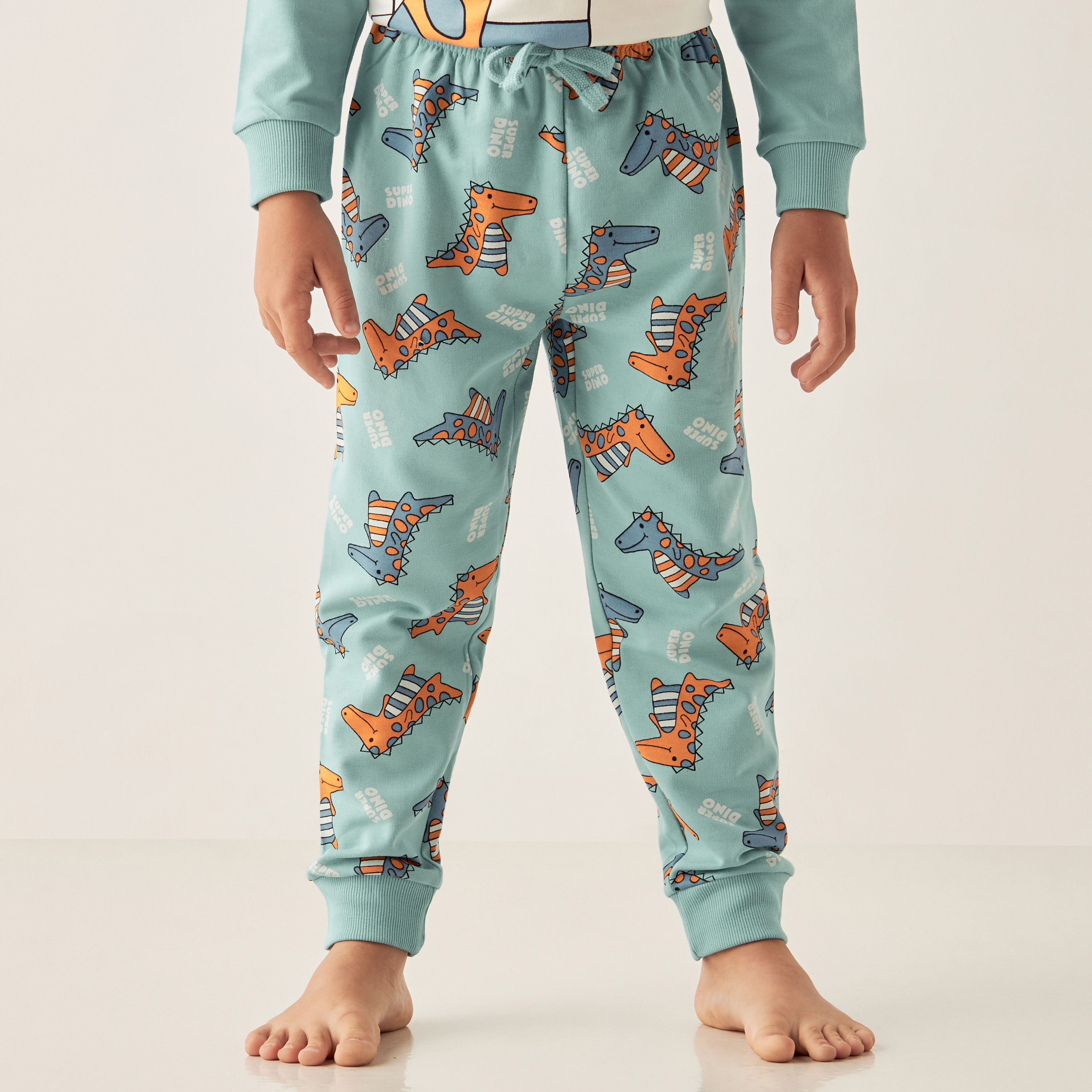طقم بنطلون بيجاما وتيشيرت بطبعات ديناصور من جونيورز-boys-clothing-nightwear-image-3