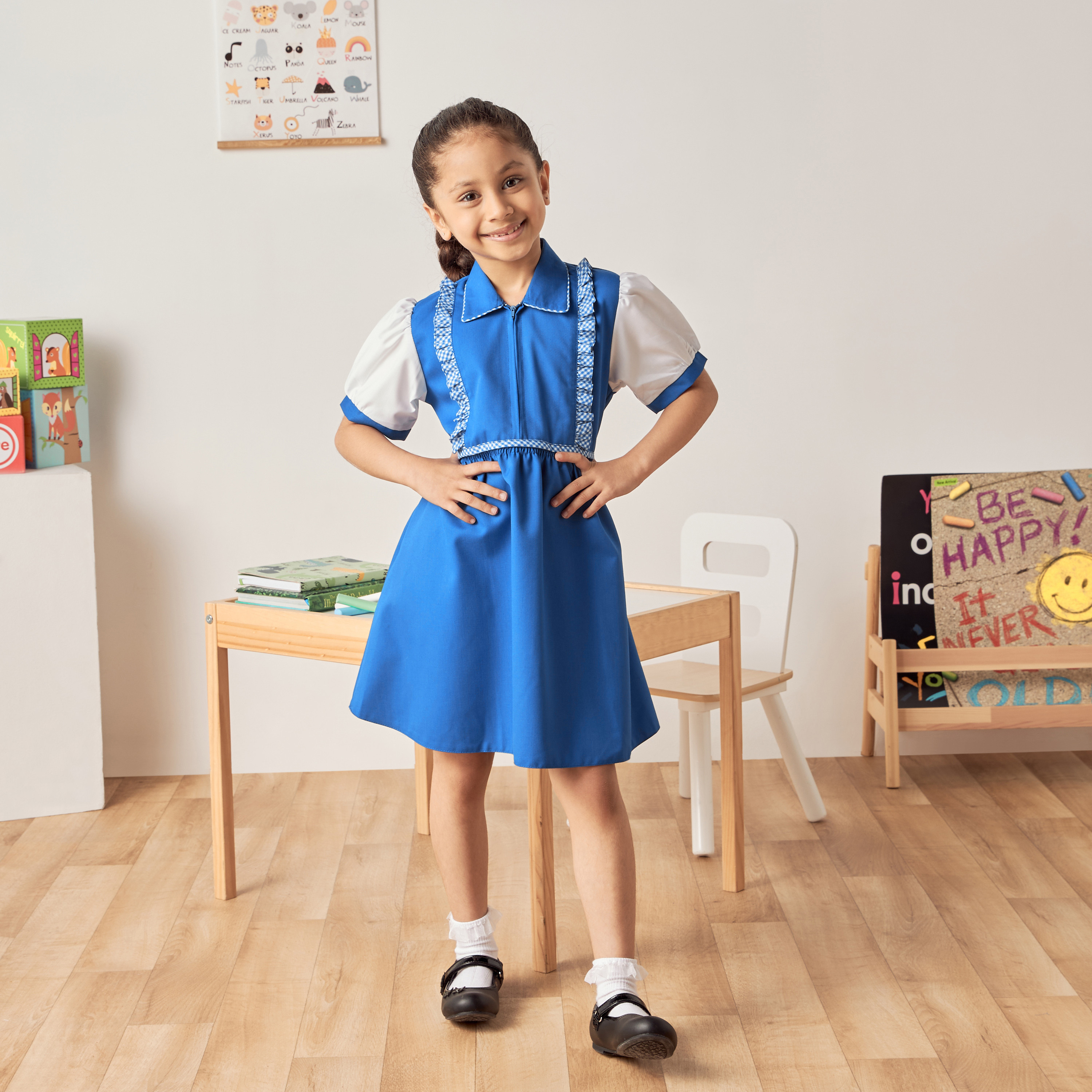 فستان بياقة وأكمام قصيرة منفوخة وكشكش من جونيورز-girls-clothing-schoolwear-dresses-image-2