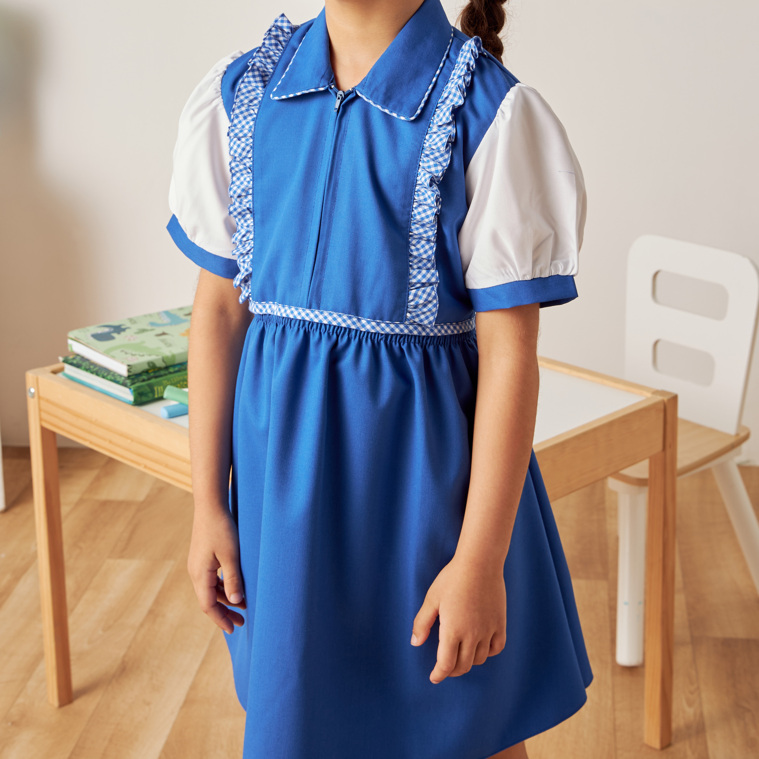 فستان بياقة وأكمام قصيرة منفوخة وكشكش من جونيورز-girls-clothing-schoolwear-dresses-image-5