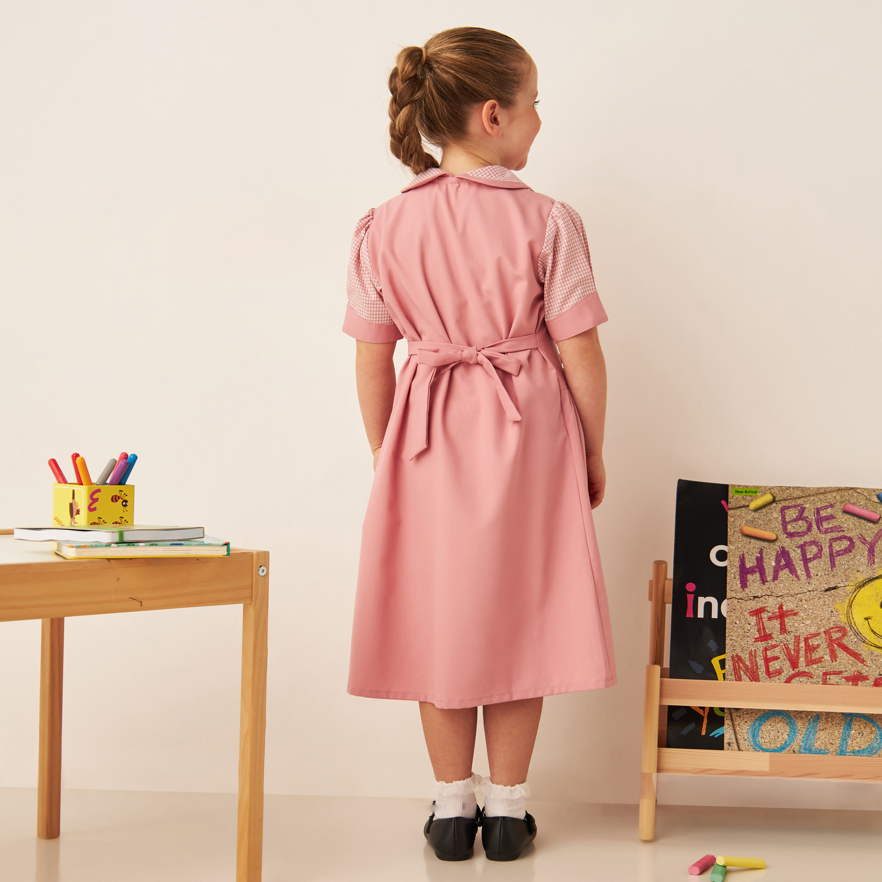 فستان بألواح وجيوب وكشكش من جونيورز-girls-clothing-schoolwear-dresses-image-4