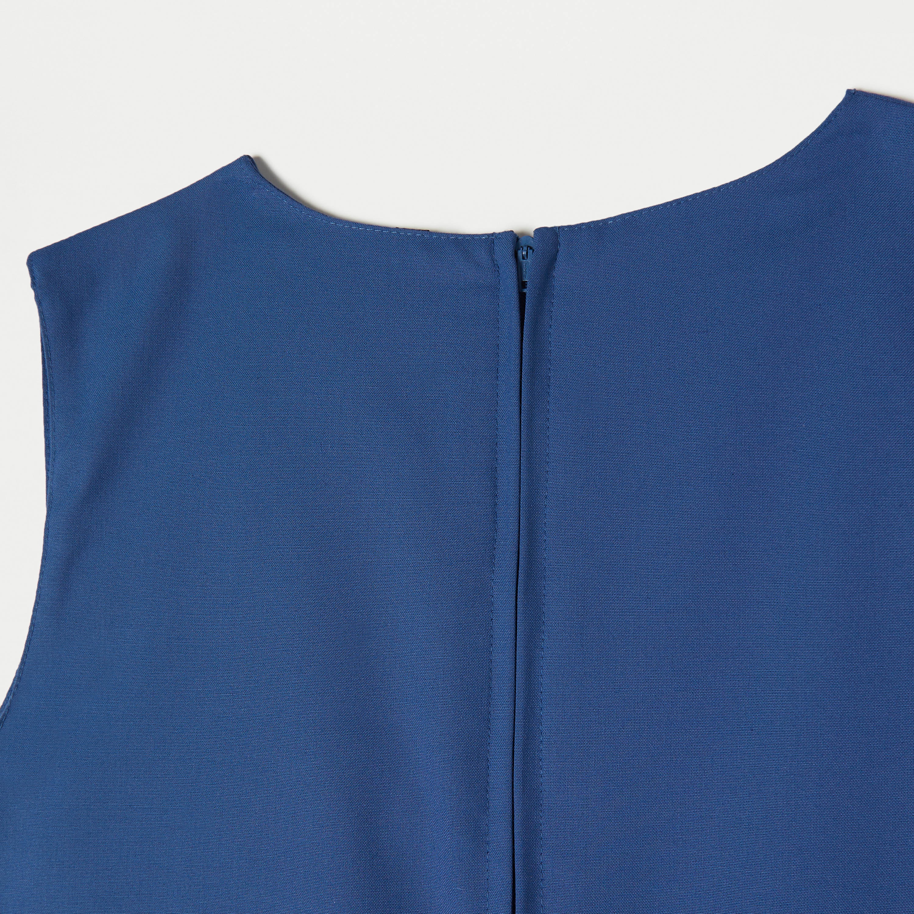 Juniors Solid Pinafore with V-neck and Zip Closure-girls-clothing-schoolwear-dresses-image-4