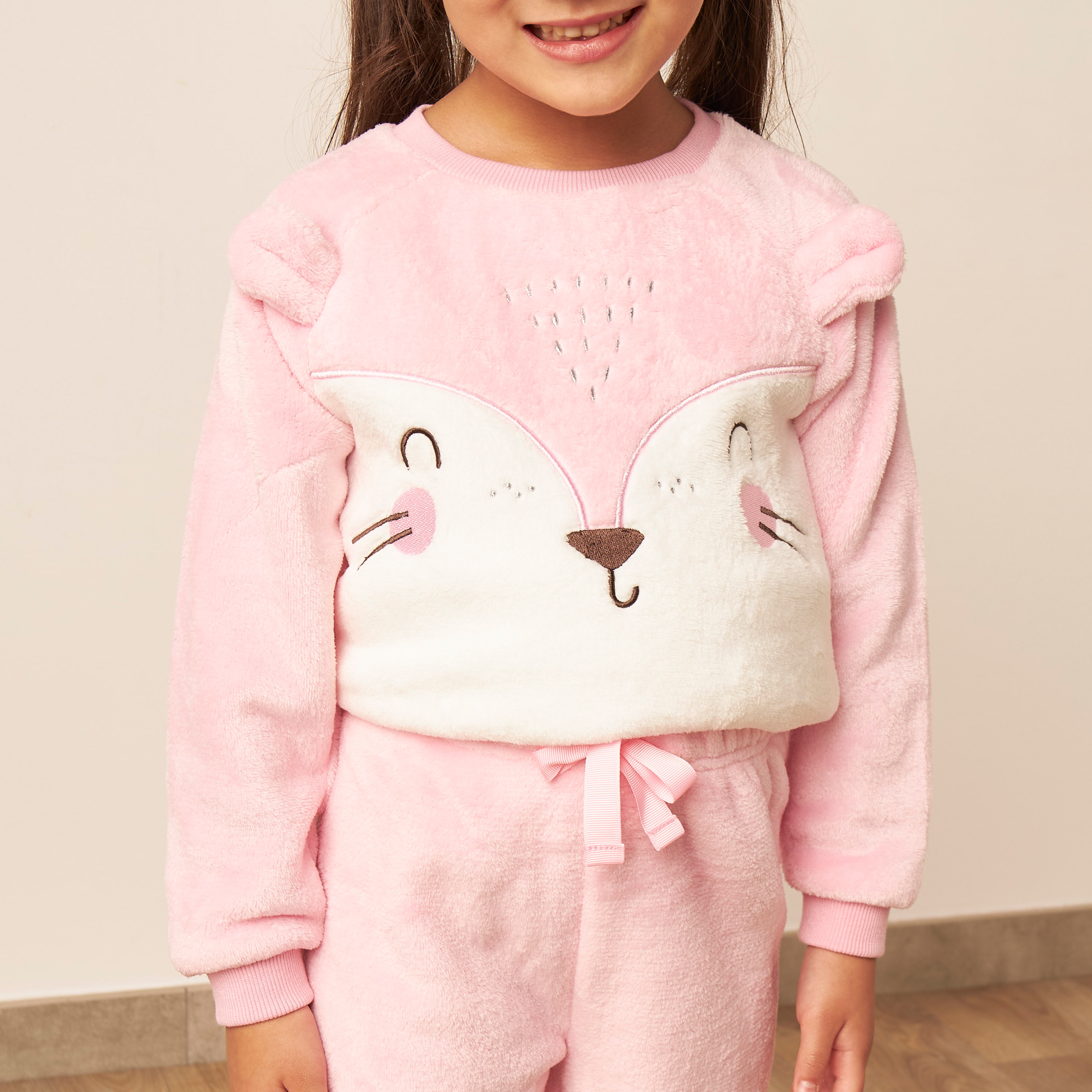 طقم بنطلون بيجاما وسويت شيرت بارز الملمس من جونيورز-girls-clothing-nightwear-image-4