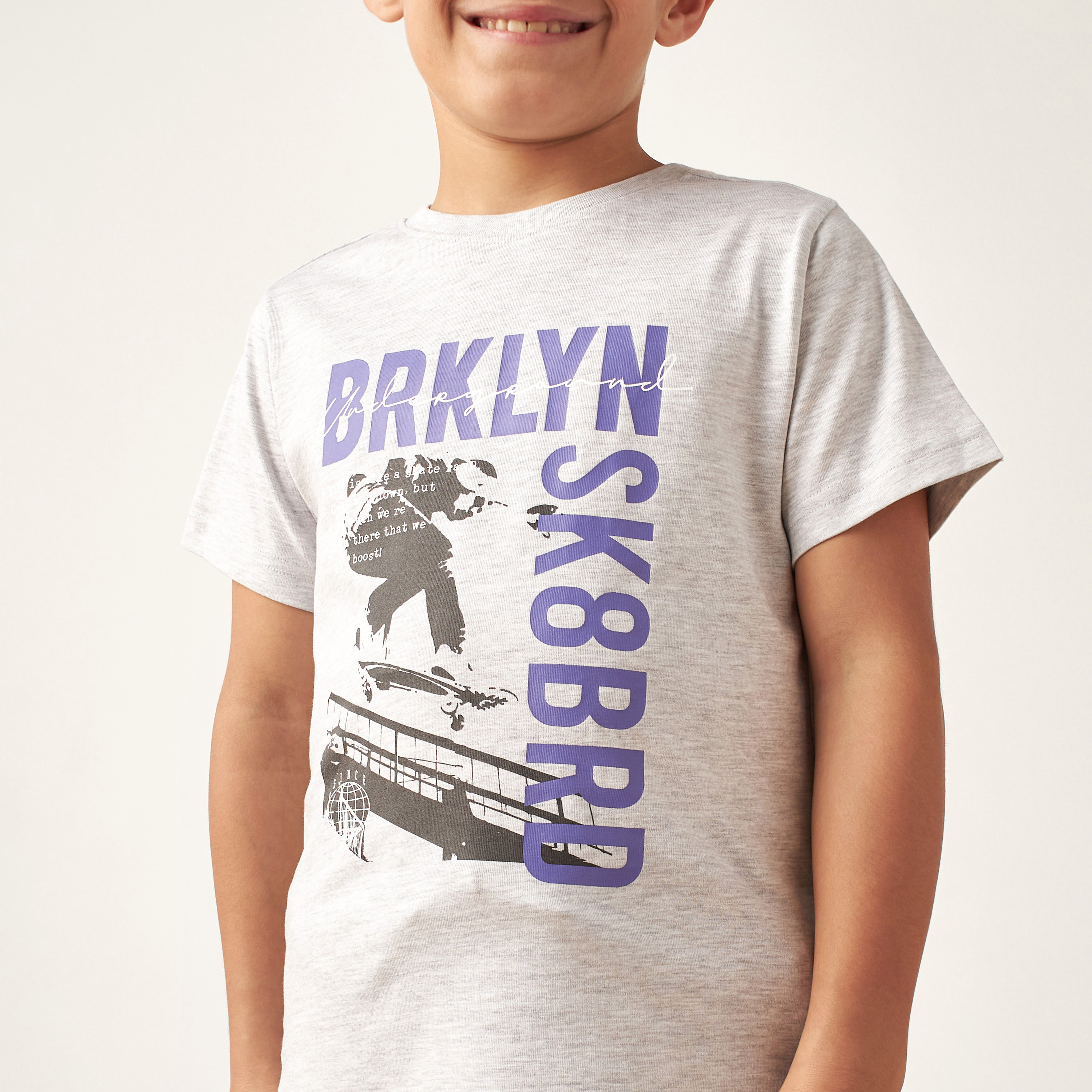 تيشيرت بياقة ضيقة وطبعات من جونيورز-boys-clothing-tshirtsandpolos-image-3