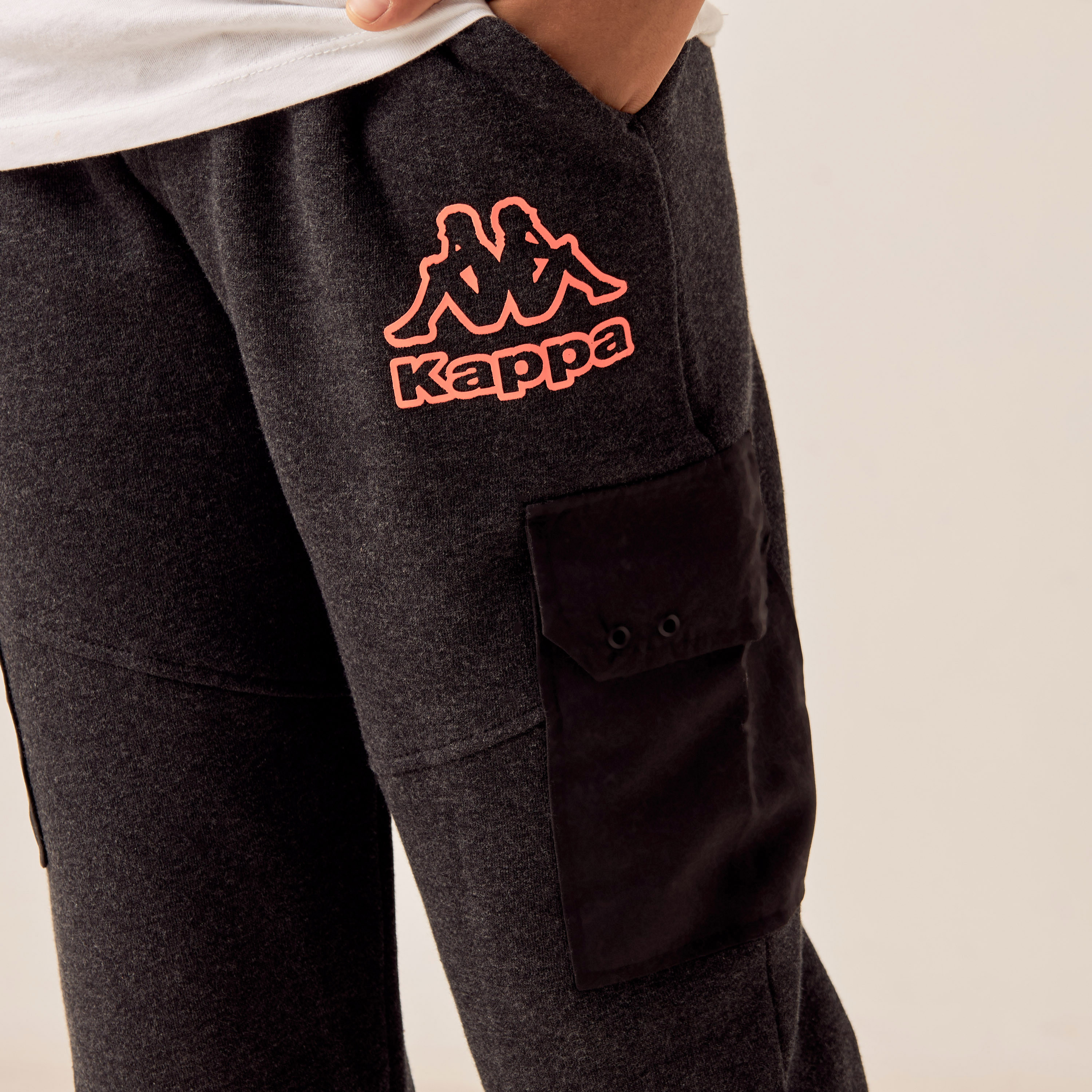 Kappa Logo Print Joggers with Pockets and Drawstring Closure-boys-clothing-bottoms-joggersandtrackpants-image-4