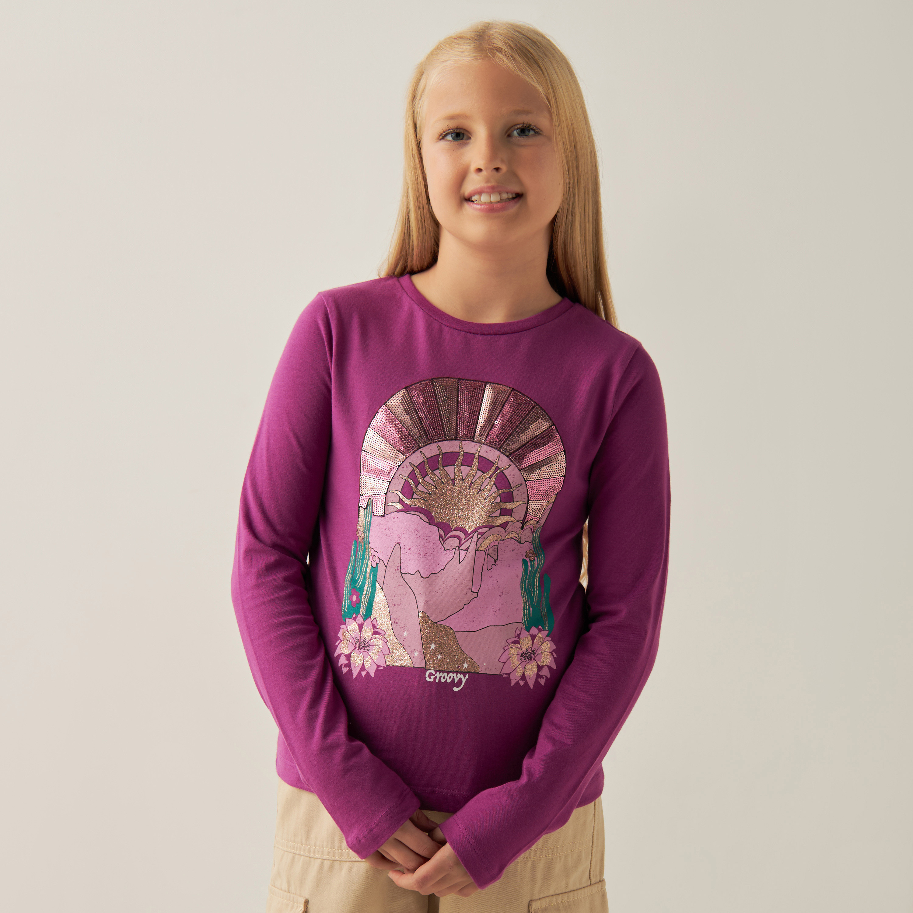 Juniors Graphic Print Crew Neck T-shirt with Long Sleeves-girls-clothing-tshirts-image-1