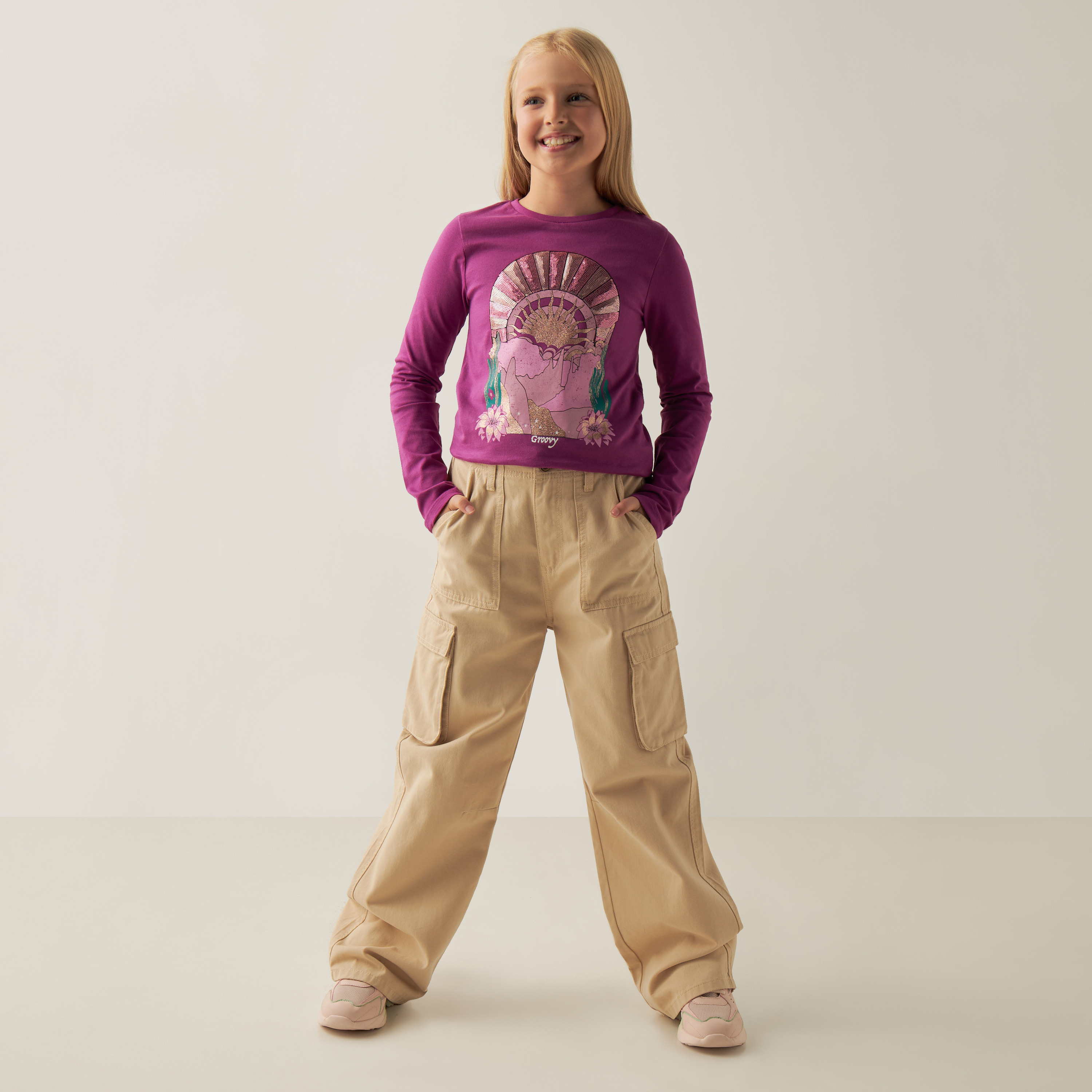 Juniors Graphic Print Crew Neck T-shirt with Long Sleeves-girls-clothing-tshirts-image-2