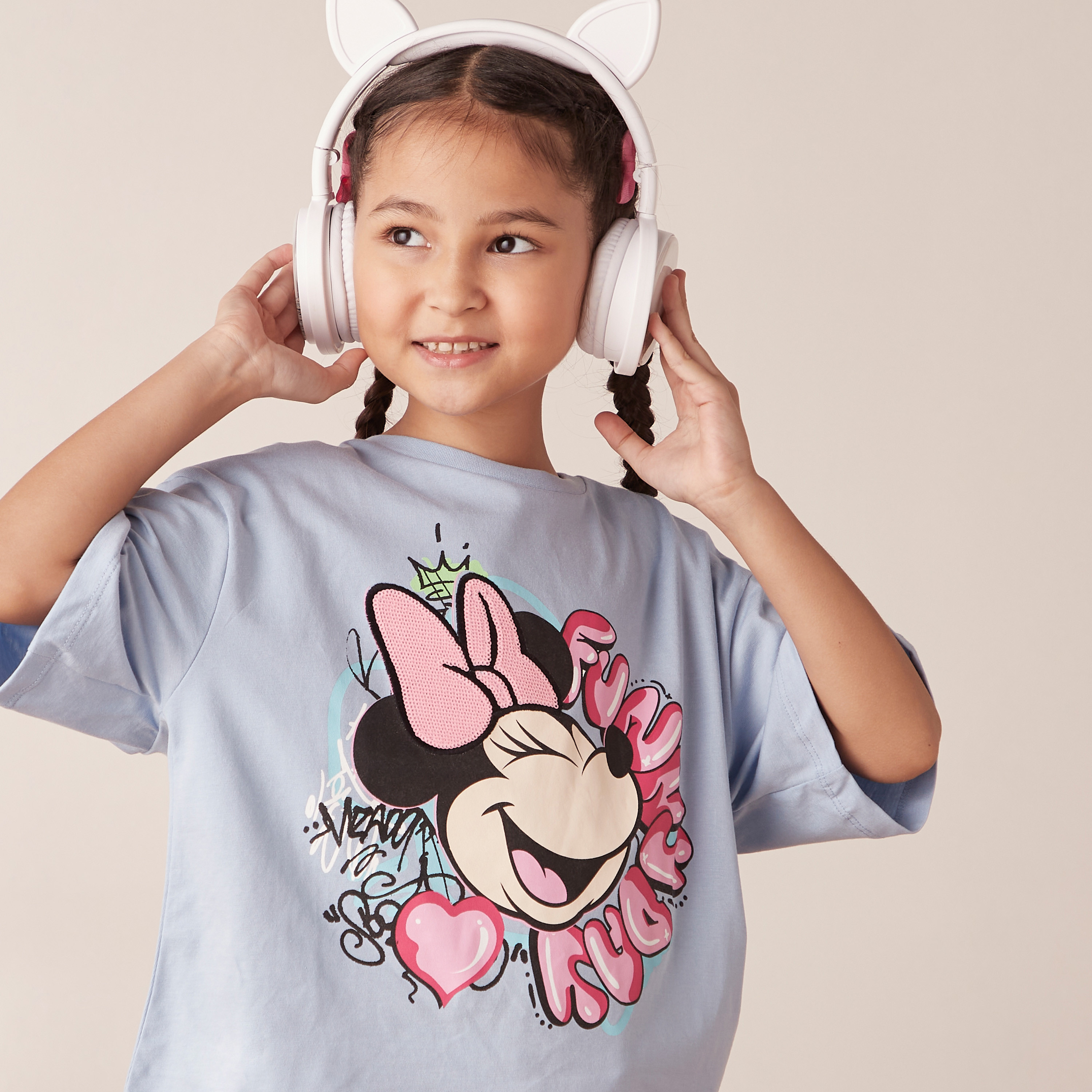 Disney Minnie Mouse Print Crew Neck T-shirt with Short Sleeves-girls-clothing-tshirts-image-3