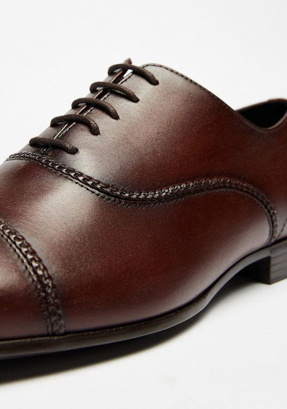 Duchini Men's Weave Detail Oxford Shoes with Lace-Up Closure