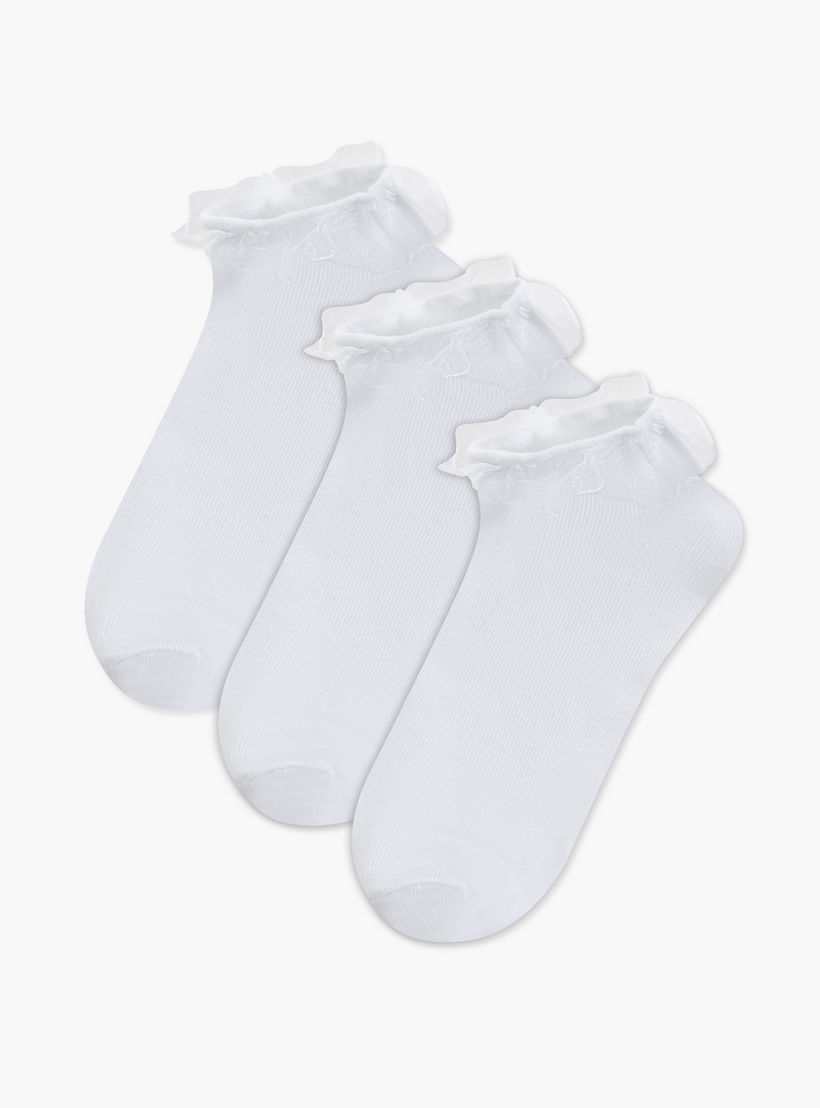جوارب سادة طول الكاحل بكشكش من جونيورز - طقم من 3 أزواج-girls-accessories-socks-image-1