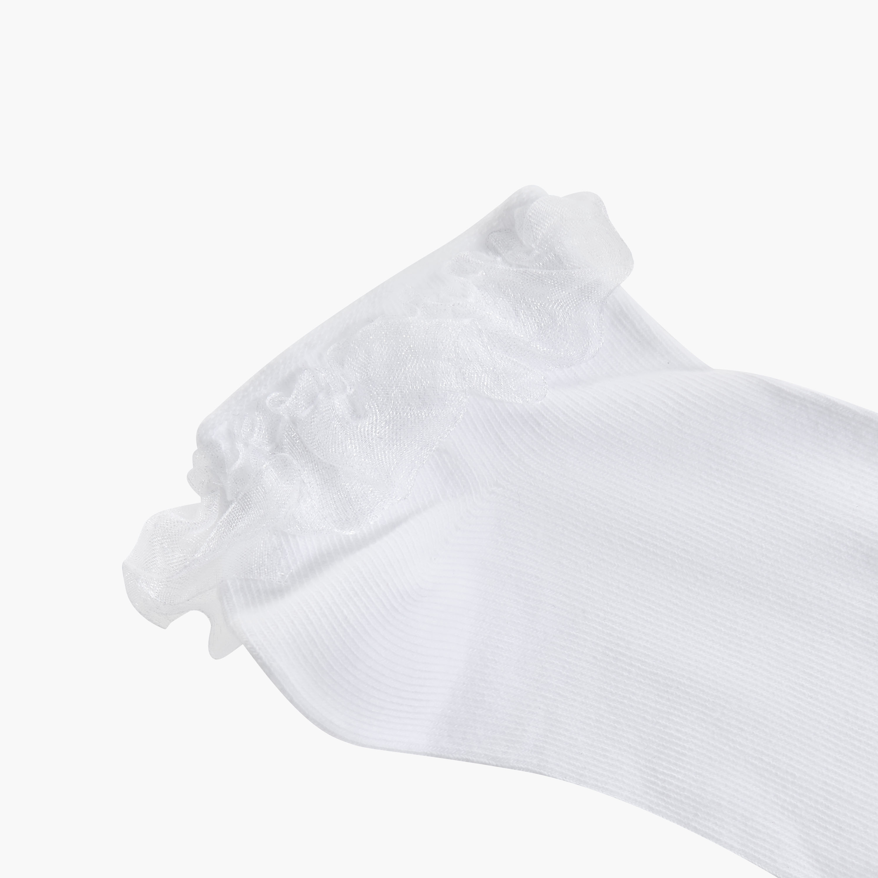 جوارب سادة طول الكاحل بكشكش من جونيورز - طقم من 3 أزواج-girls-accessories-socks-image-3