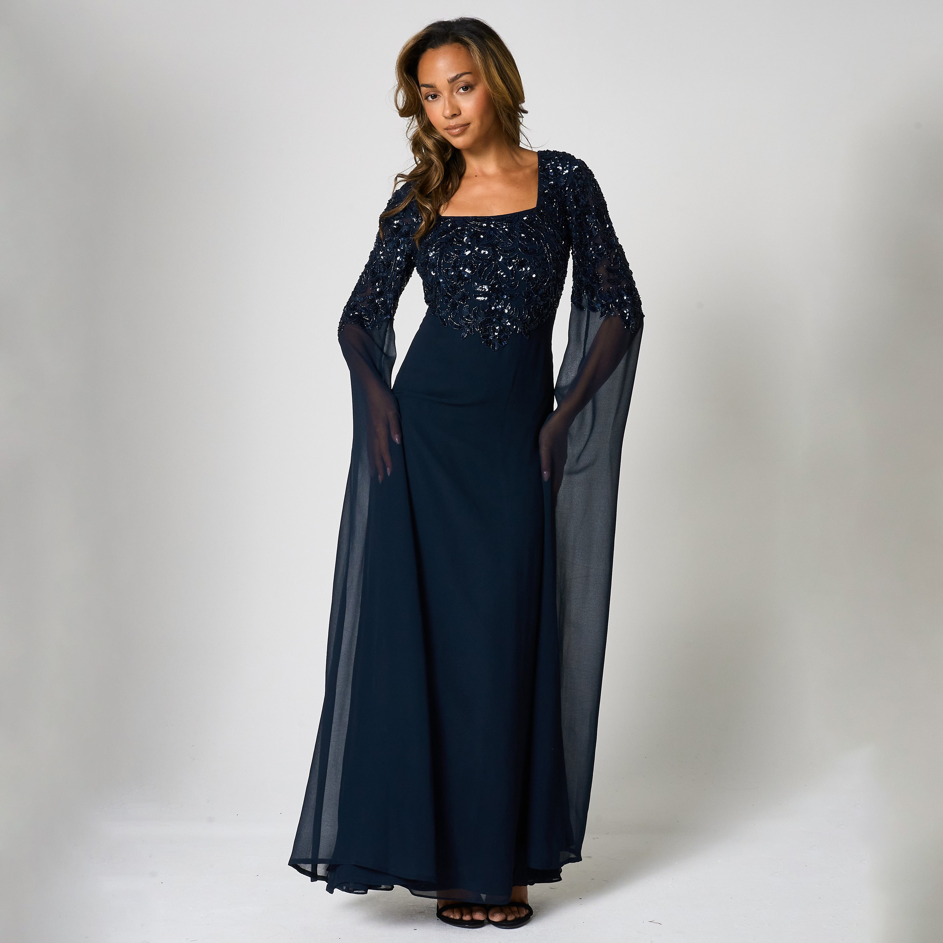 فستان سهرة ماكسي حريمي باللون الكحلي مزين بأكمام كاب ورقبة مربعة من فروك أند فريل-women-clothing-dresses-image-1
