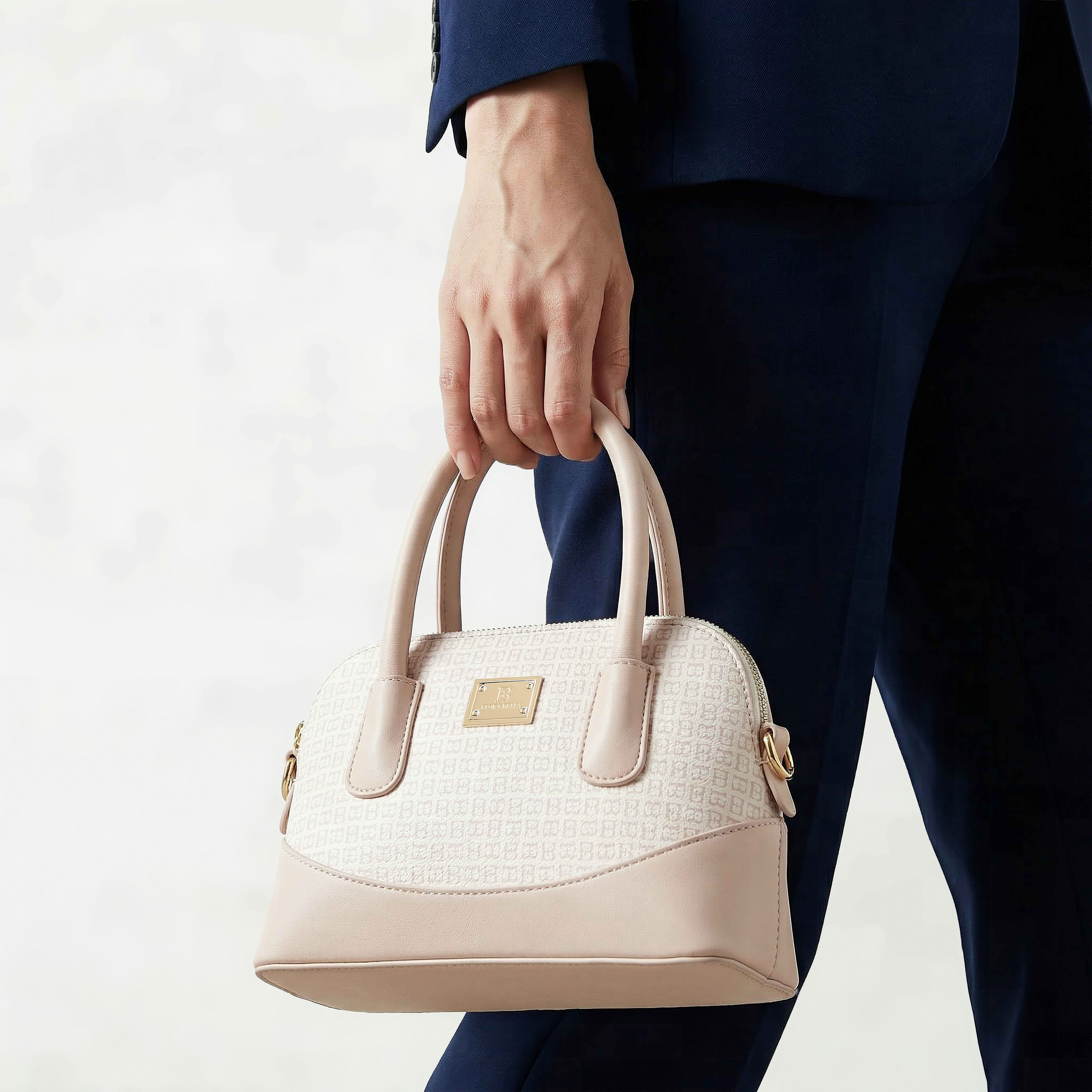شنطة ساتشل بطبعات مونوجرام وحزام قابل للفصل من فلورا بيلا-women-bagsandwallets-handbags-image-1