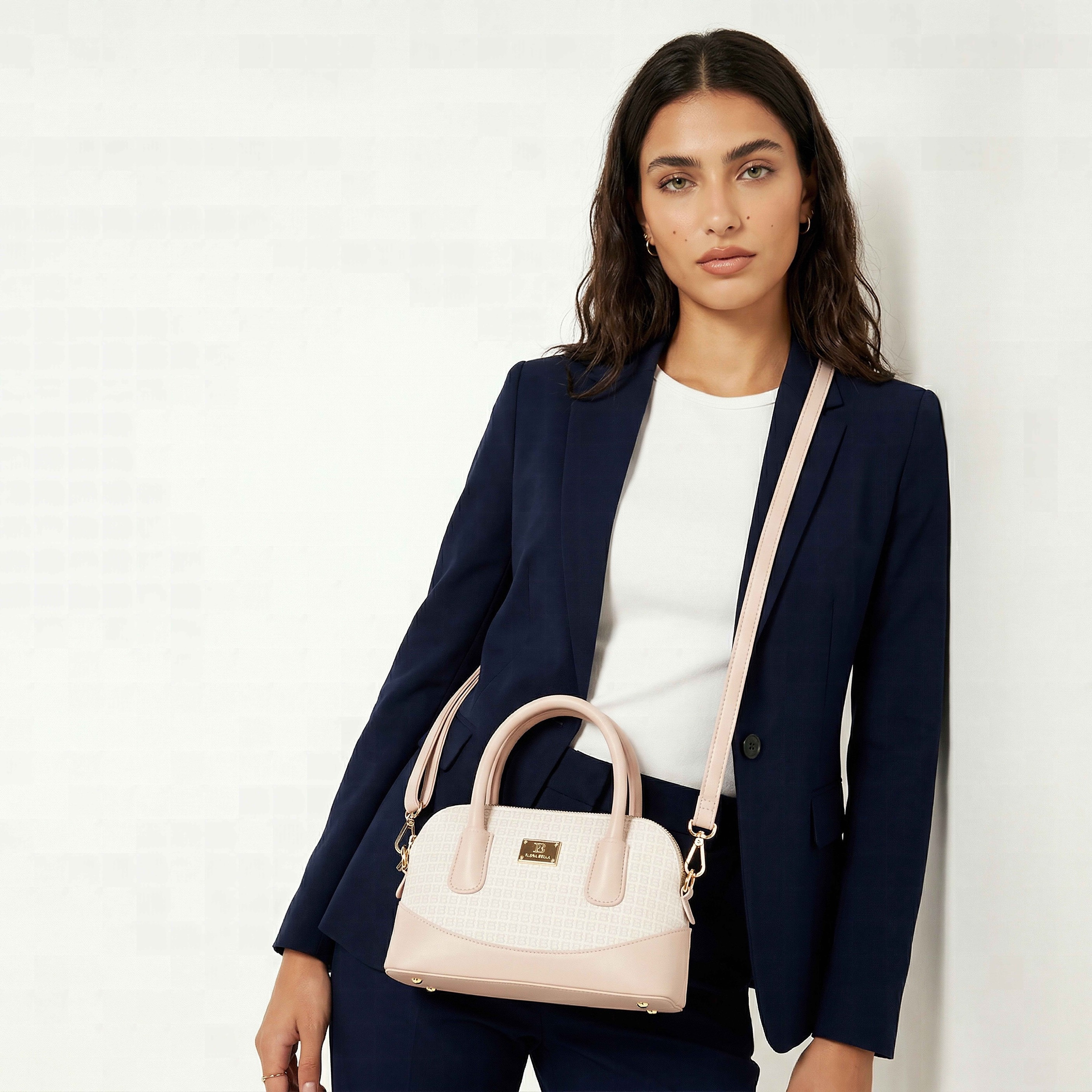 شنطة ساتشل بطبعات مونوجرام وحزام قابل للفصل من فلورا بيلا-women-bagsandwallets-handbags-image-8