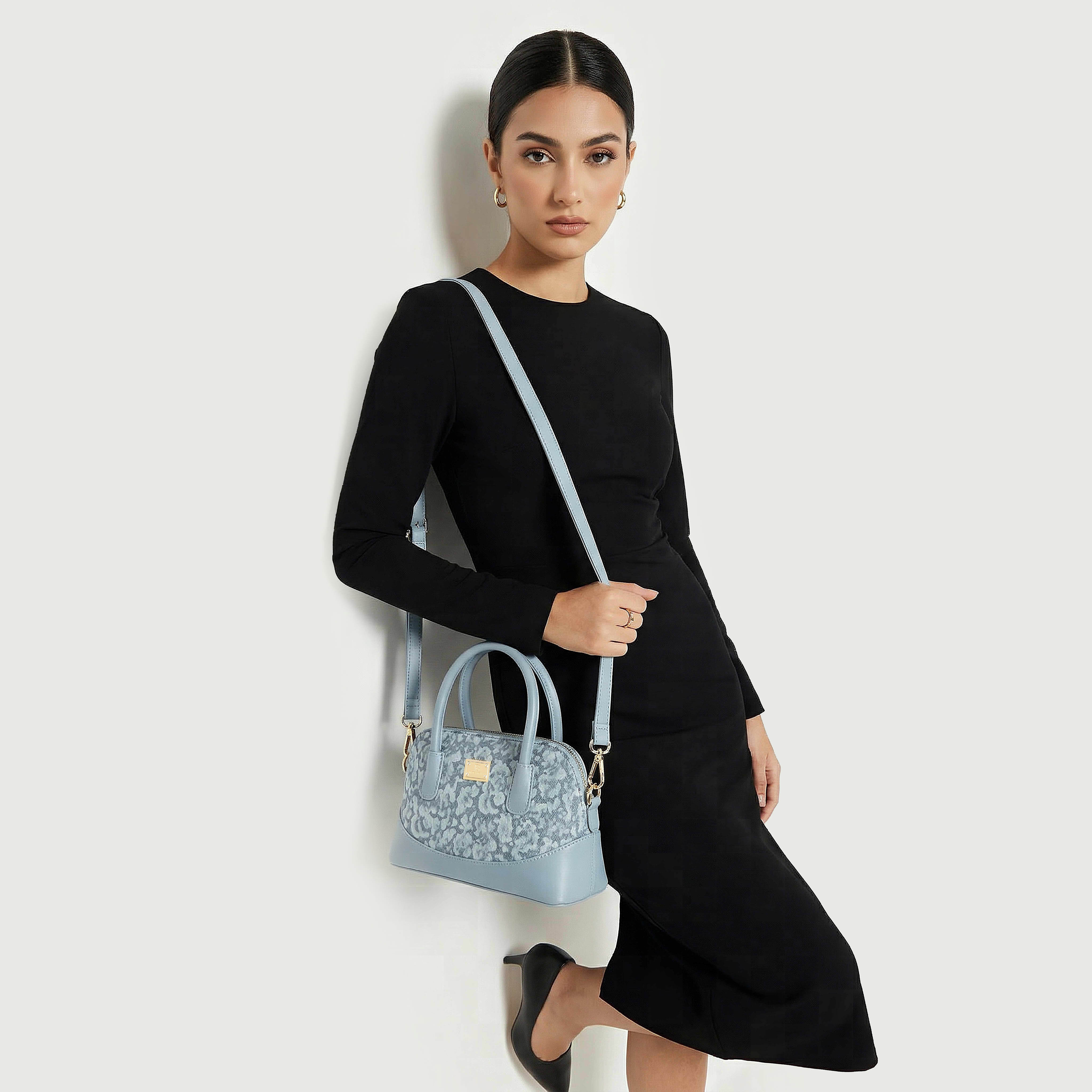 شنطة ساتشل بطبعات زهور وحزام قابل للفصل من فلورا بيلا-women-bagsandwallets-handbags-image-8