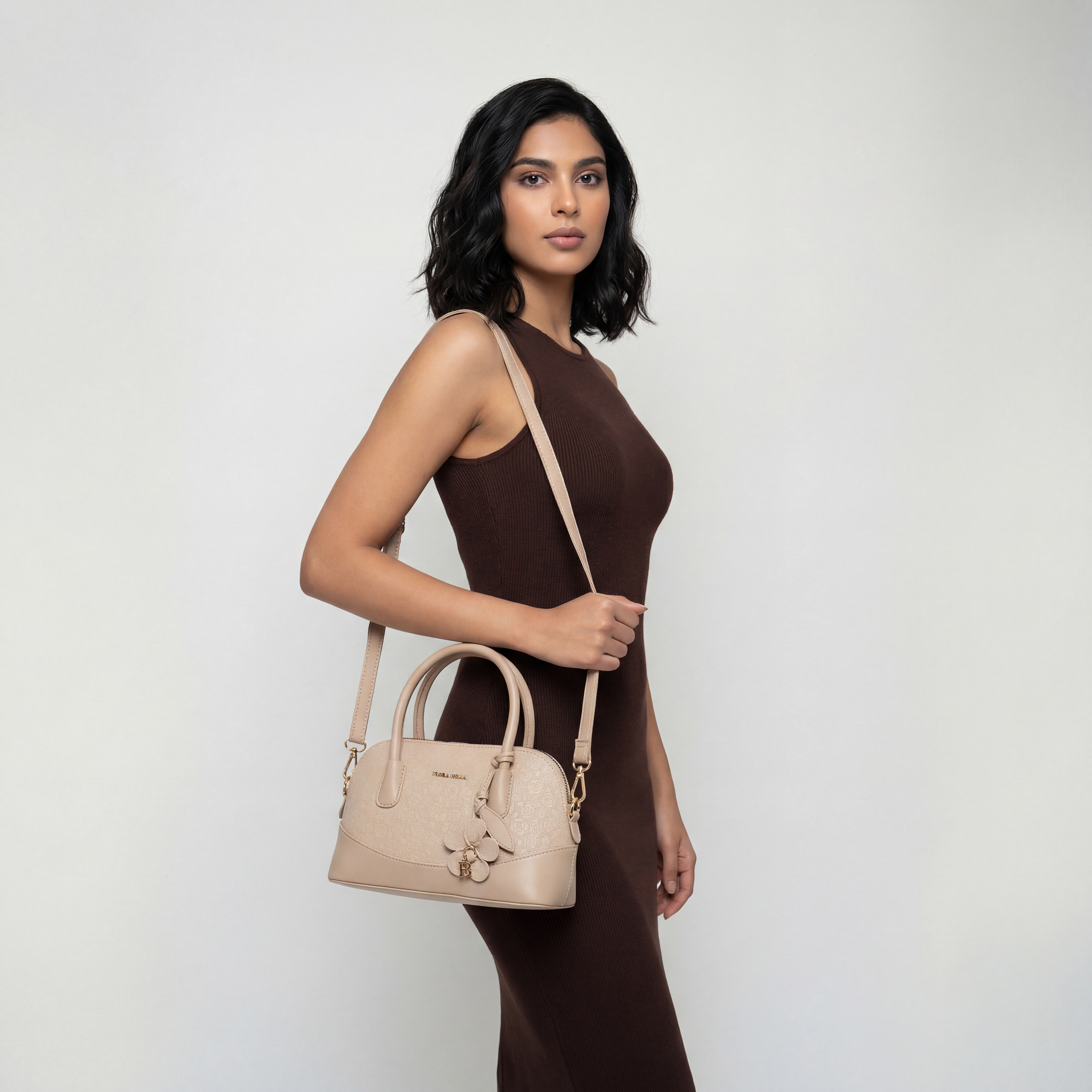 شنطة كروس بودي مزينة بارزة الملمس بدلاية من فلورا بيلا-women-bagsandwallets-handbags-image-2