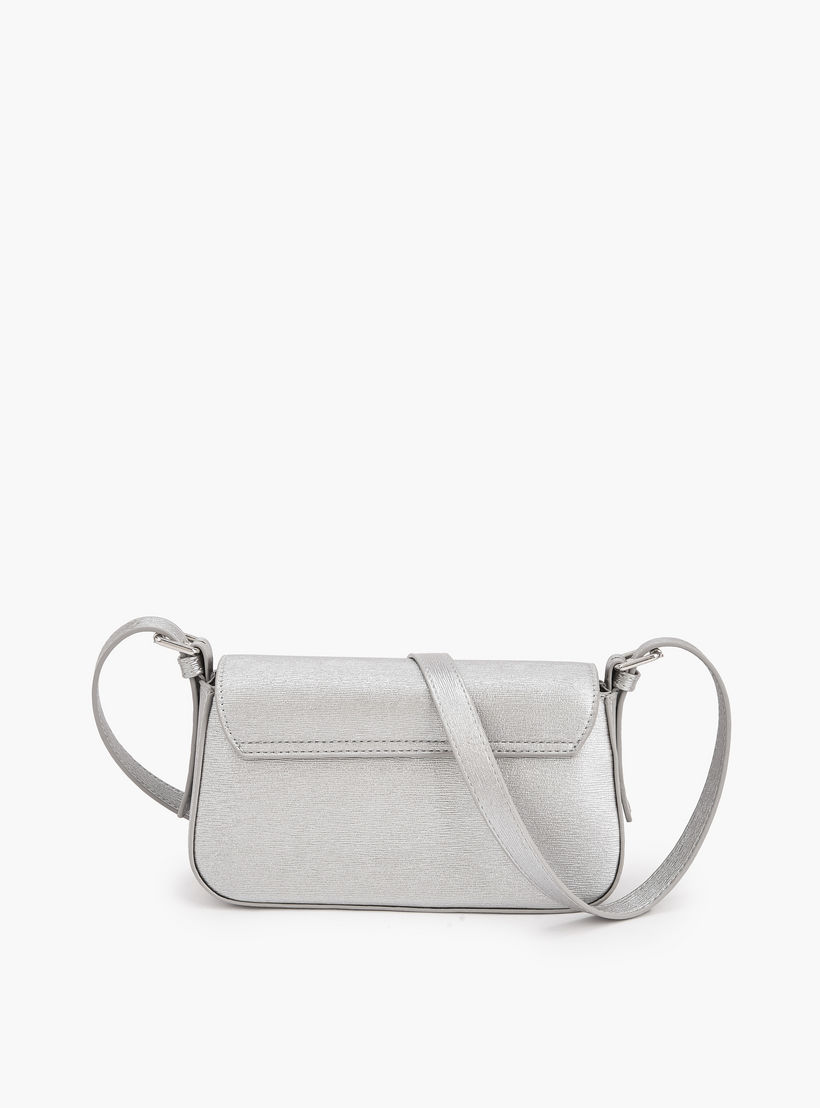 شنطة كروس بودي مزينة بشعار مع حزام قابل للتعديل للنساء من فلورا بيلا-women-bagsandwallets-handbags-image-5