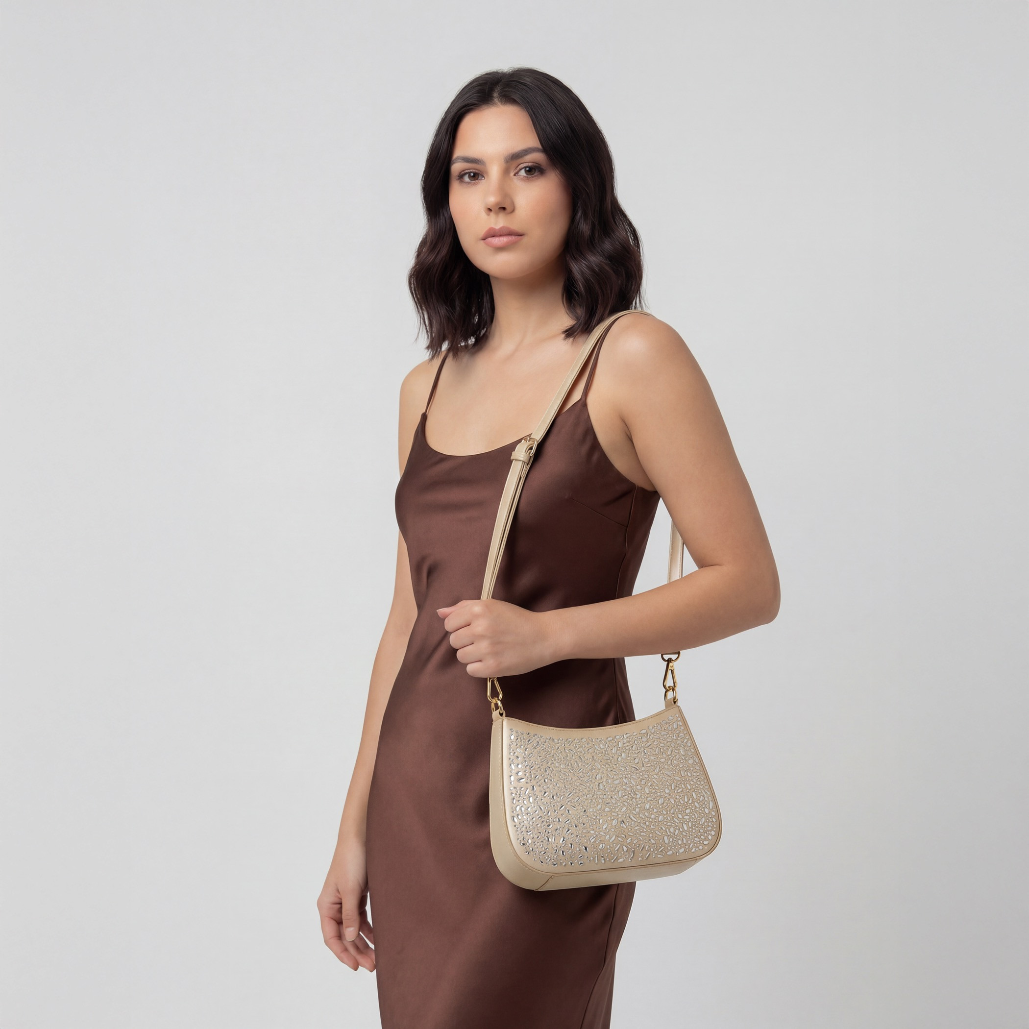 شنطة كتف مزينة بسحاب إغلاق من فلورا بيلا-women-bagsandwallets-handbags-image-2