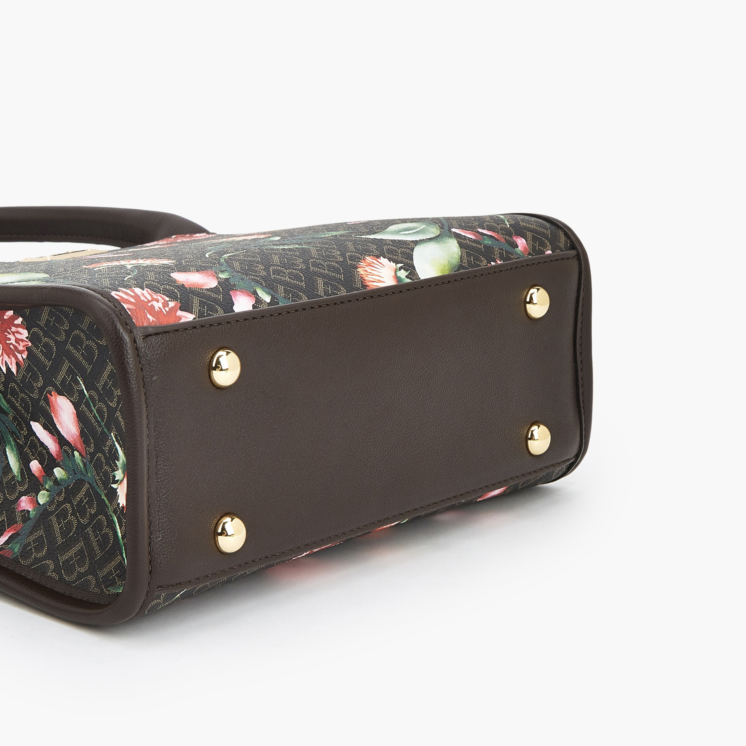 شنطة ساتشيل بطبعات مونوجرام وبحزام قابل للفصل من فلورا بيلا-women-bagsandwallets-handbags-image-7