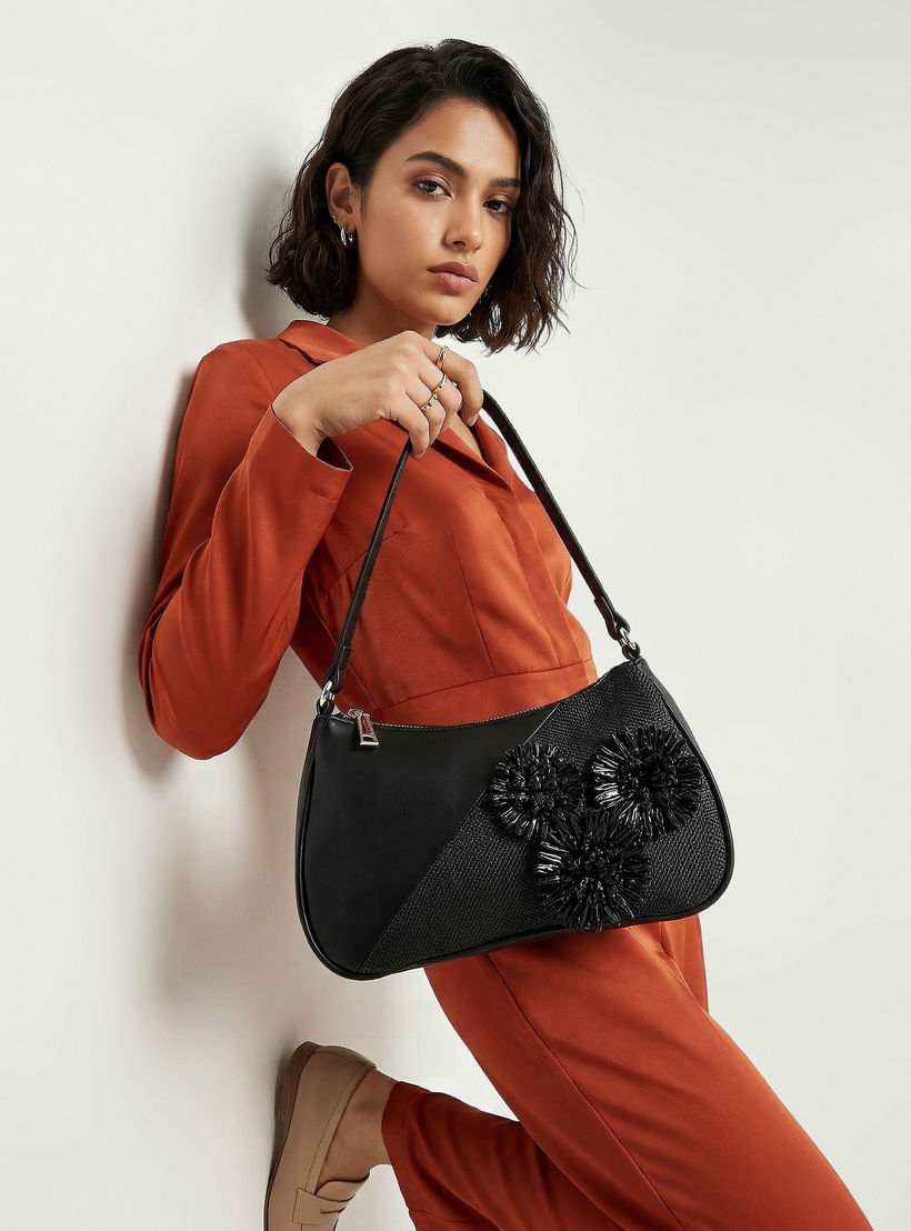 شنطة كتف بزينة ثري دي وسحاب إغلاق من فلورا بيلا-women-bagsandwallets-handbags-image-2