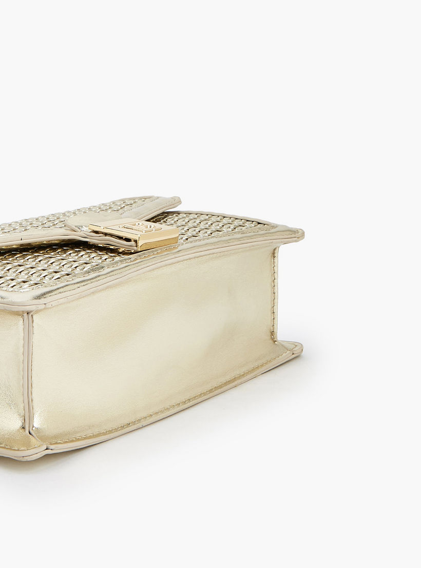 شنطة كروس بودي ميتاليك بارزة الملمس بحزام سلسلة من فلورا بيلا-women-bagsandwallets-handbags-image-7