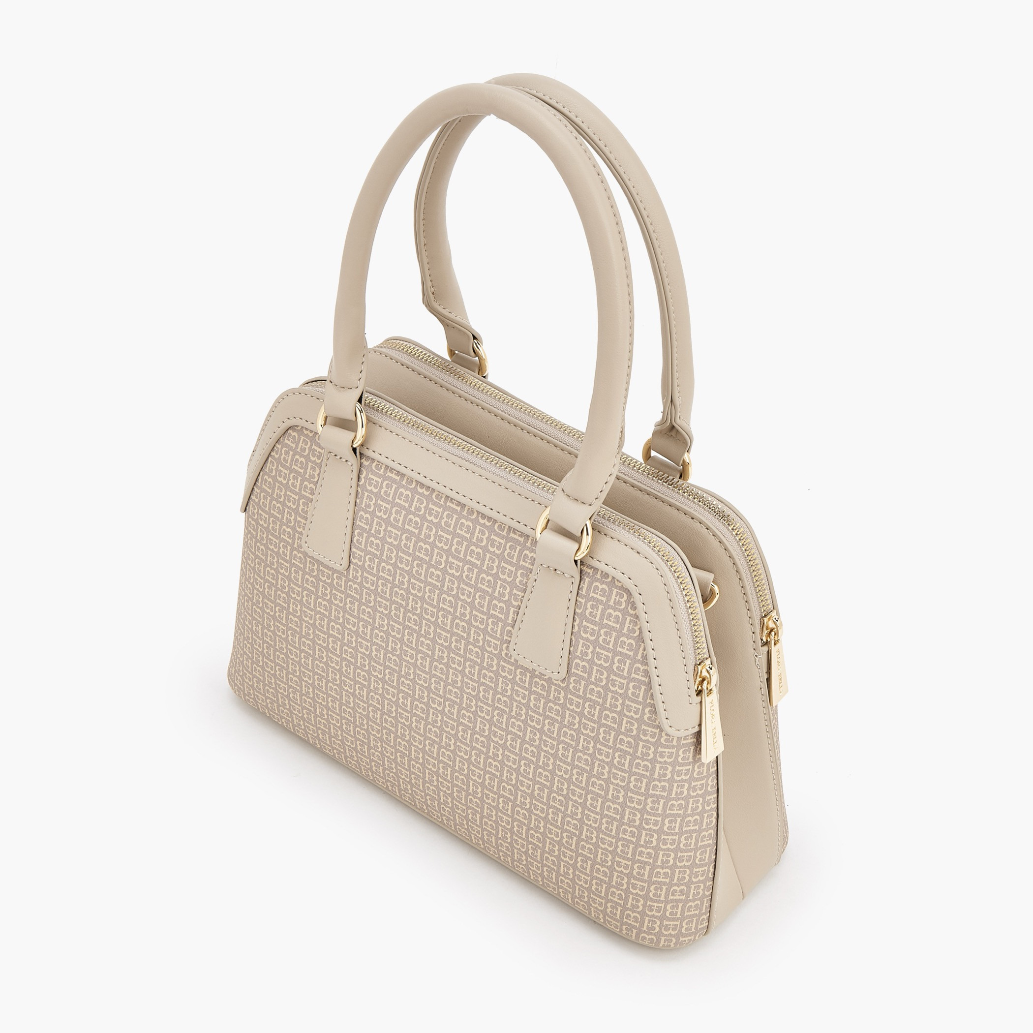 شنطة توتي بحزام قابل للفصل وطبعات مونوجرام من فلورا بيلا-women-bagsandwallets-handbags-image-5