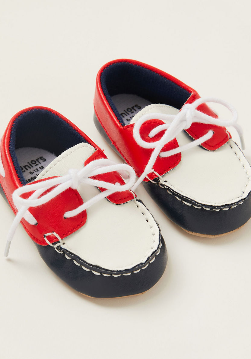 Juniors Stitch Detail Shoes with Lace-Up Closure-Casual-image-1