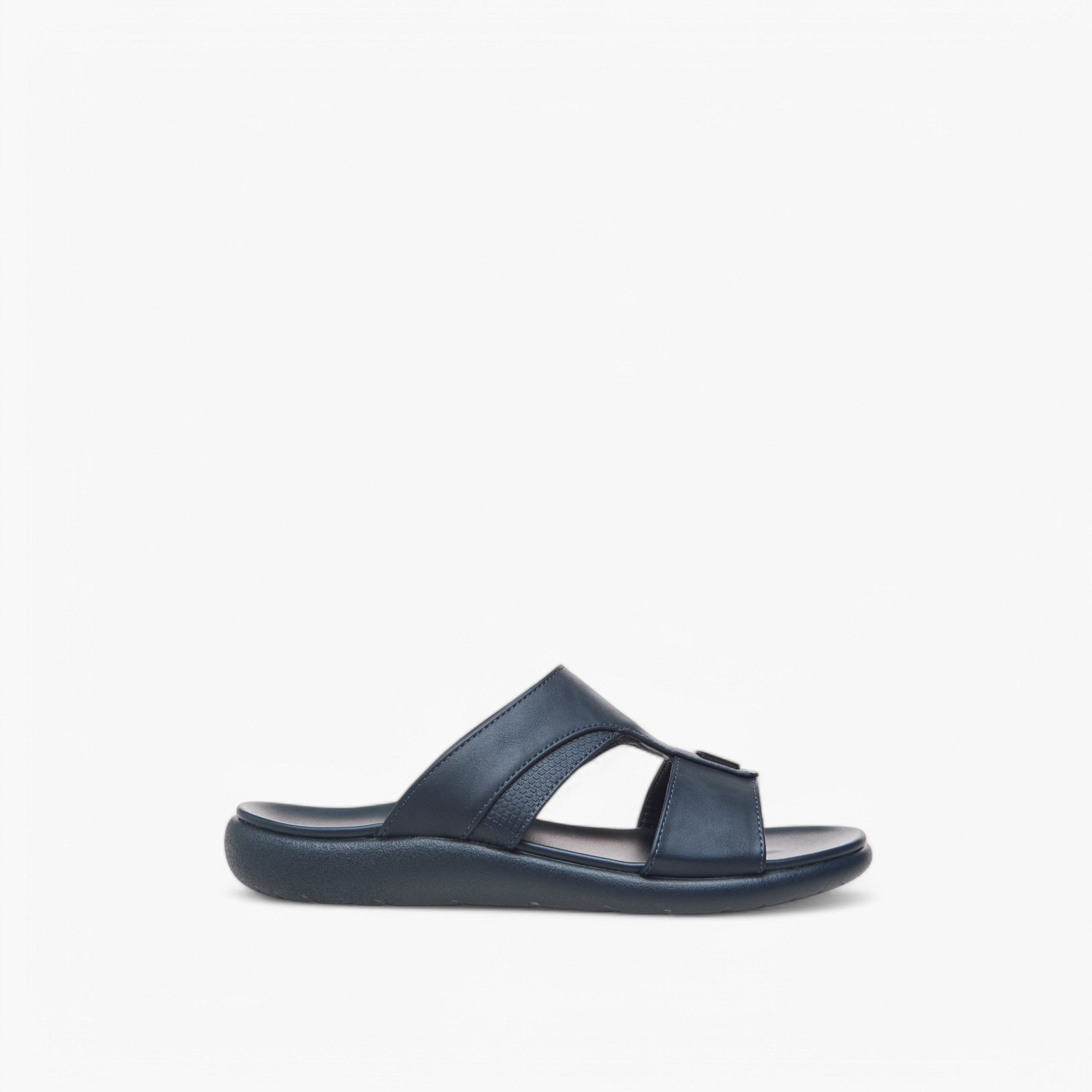 صندل عربي سهل الارتداء وبارز الملمس من أل بي أل من شو إكسبريس-men-shoes-sandals-image-2