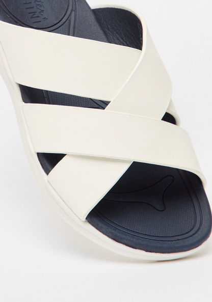 Mister Duchini Solid Arabic Sandals with Cross Straps-Boy%27s Sandals-image-3
