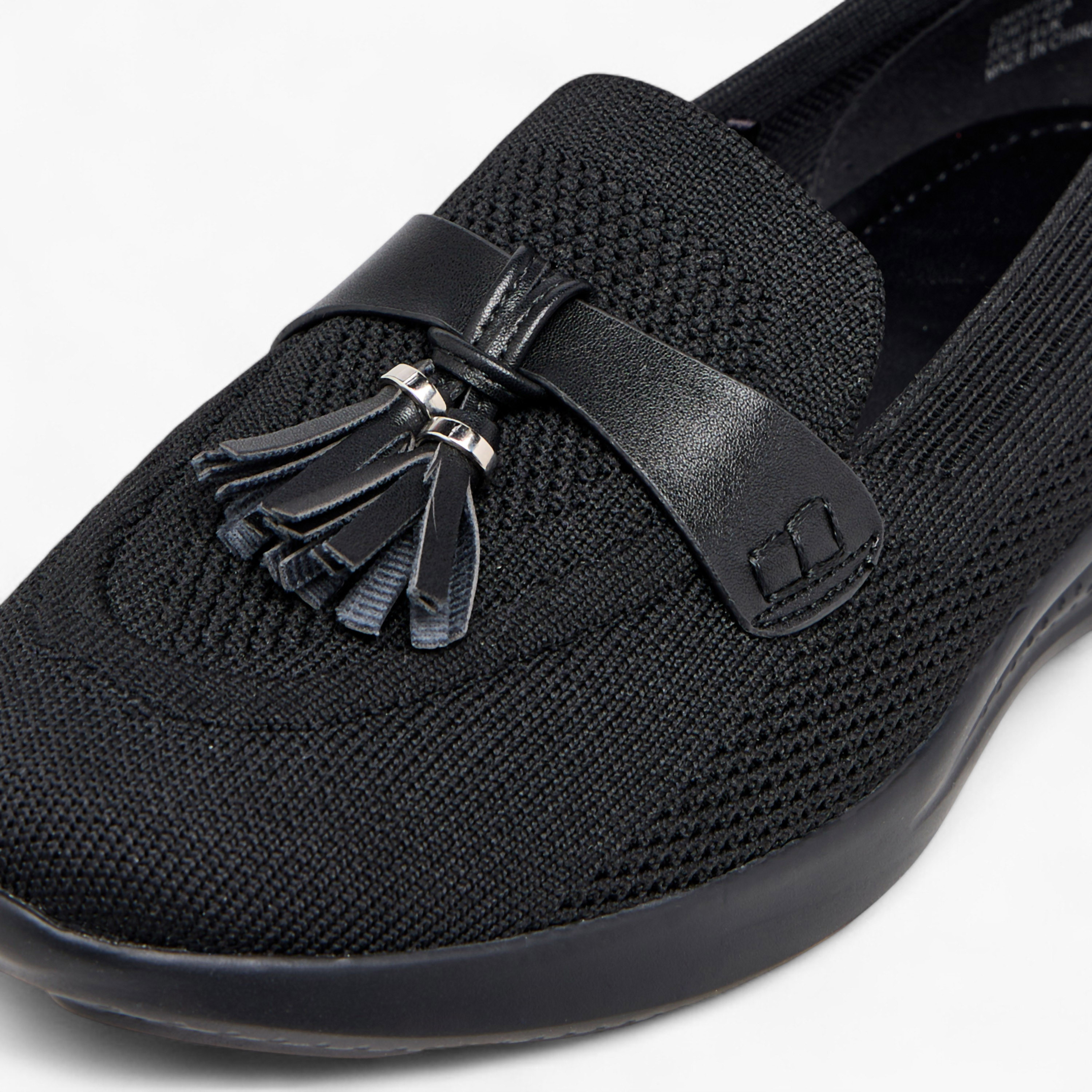 حذاء سهل الارتداء بشرابة من فلورا بيلا-women-shoes-loafersandmoccasins-image-4
