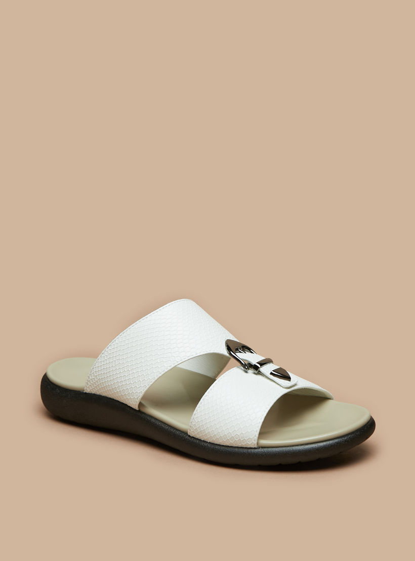 صندل مريح سهل الارتداء بارز الملمس بإبزيم للرجال من إل بي إل من شو إكسبريس-cpmen-footwear-sandals-image-1