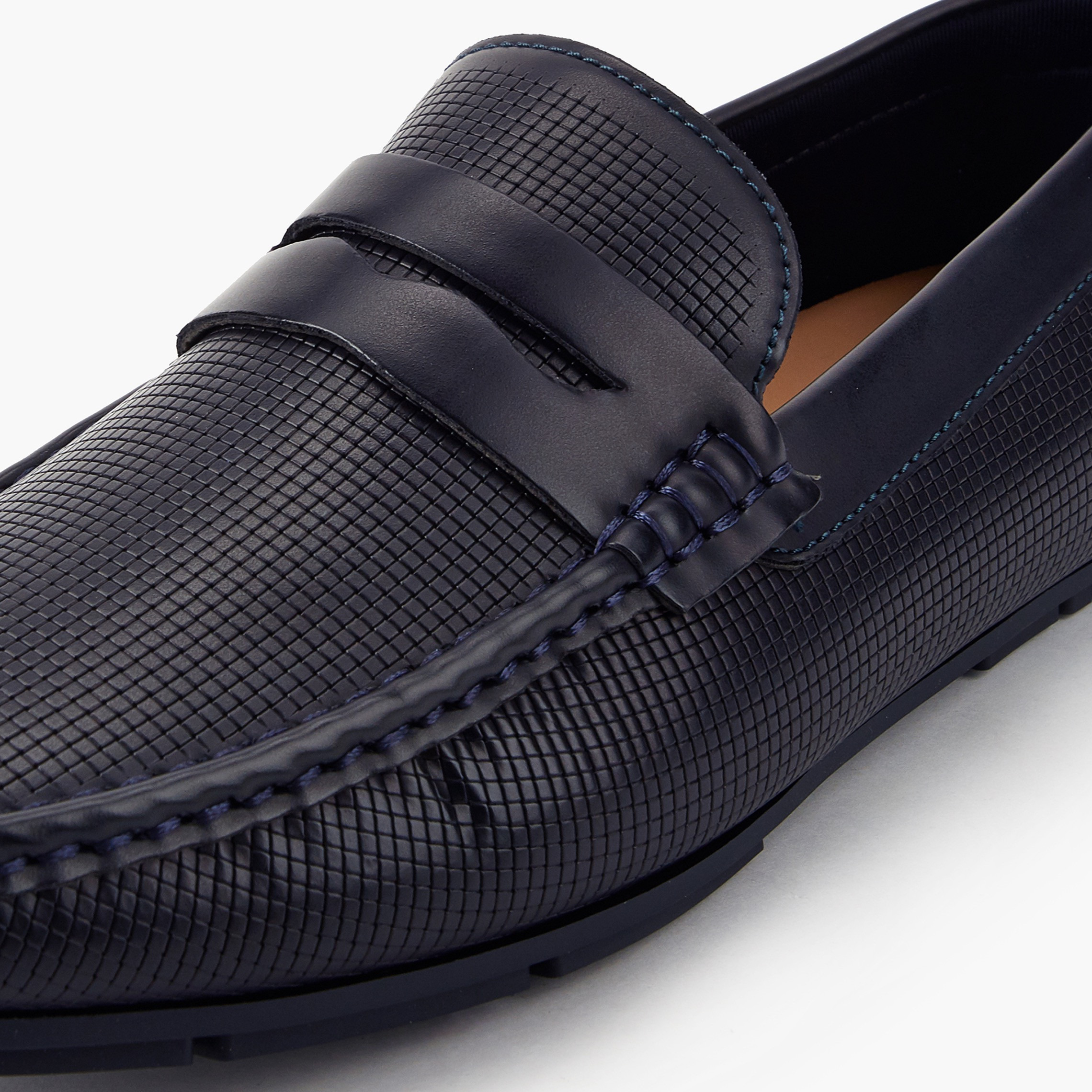 حذاء لوفر بملمس وافل بارز للرجال من إل بي إل من شو إكسبريس-men-shoes-loafersandmoccasins-image-4