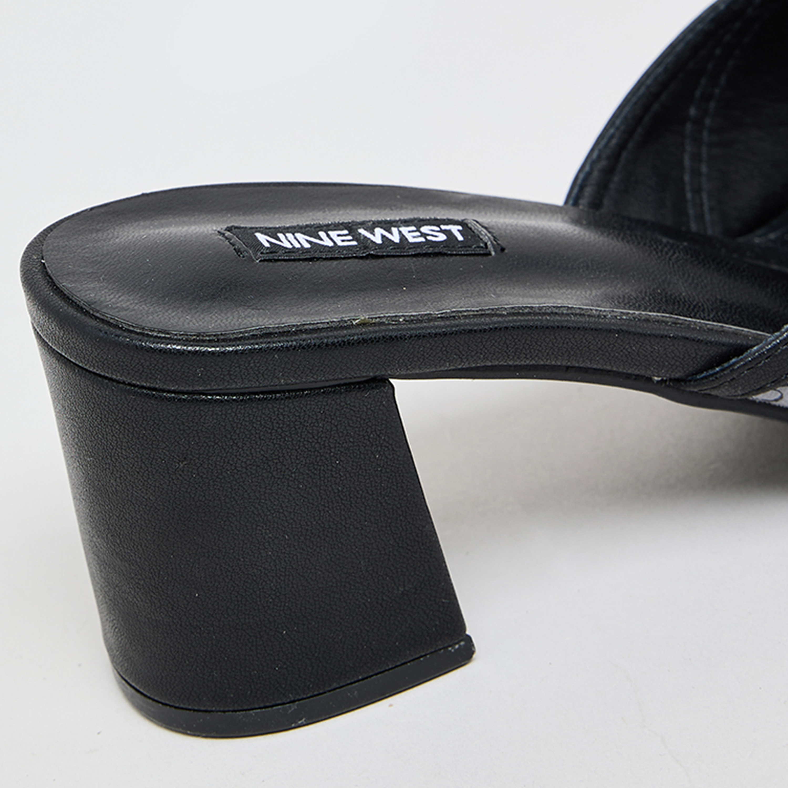 ناين ويست - حذاء نسائي بكعب عريض سهل الارتداء | FEE1028E-women-shoes-sandals-heeled-image-4