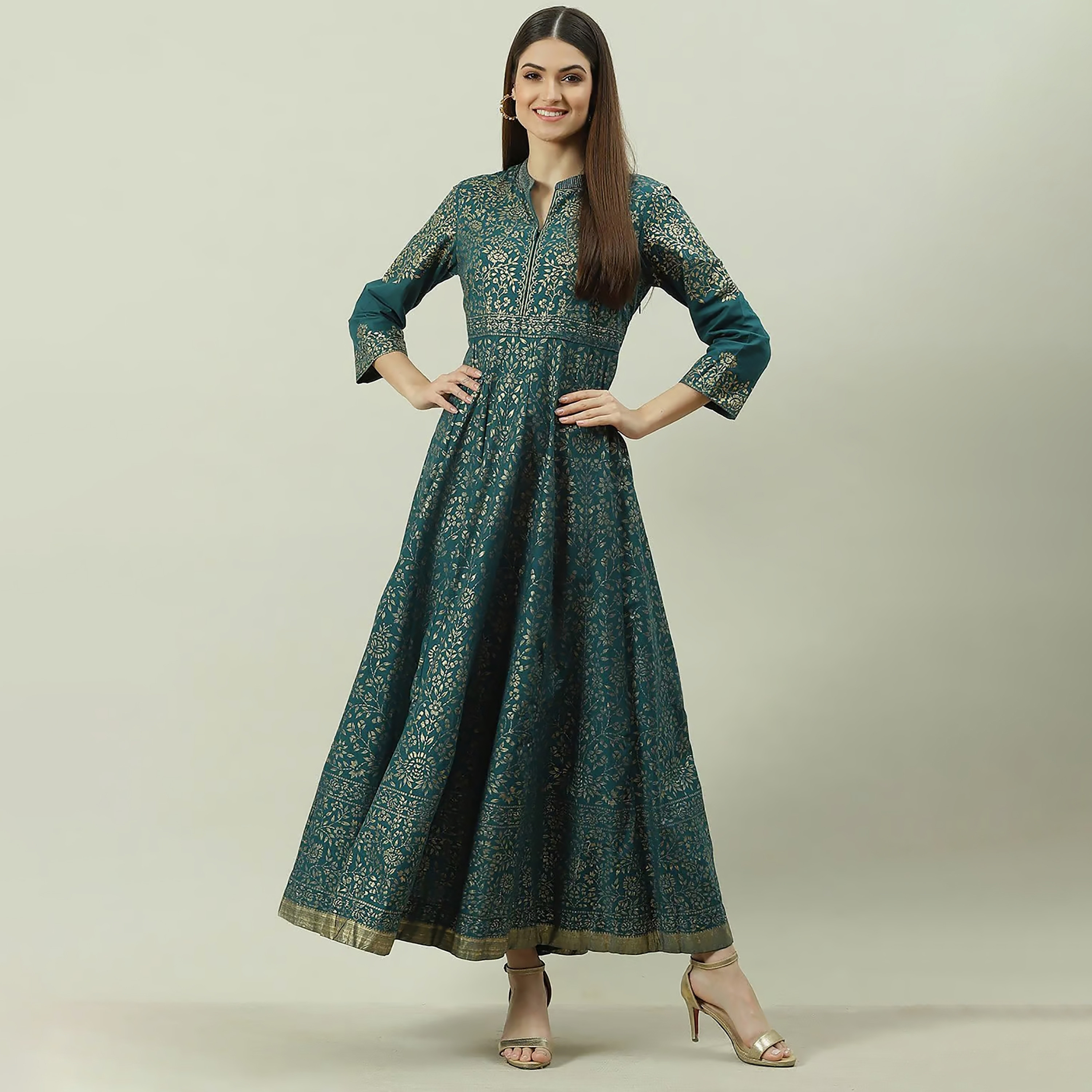 فستان قطني ماكسي واسع بياقة ماندارين مع طبعة فويل من بيبا-women-clothing-ethnicwear-dresses-image-7