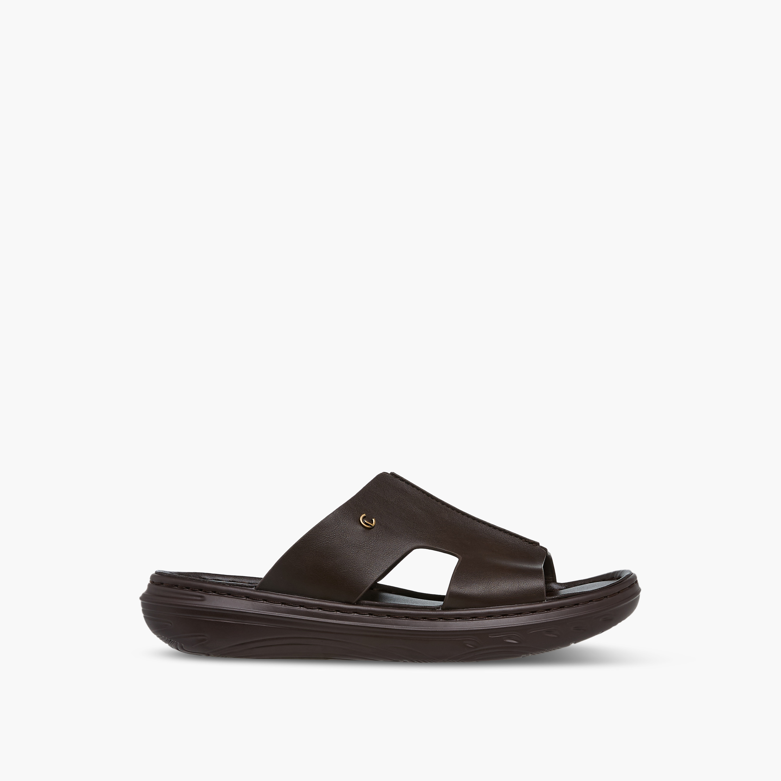 Le Confort Solid Slip-On Comfort Sandals-men-shoes-sandals-image-3