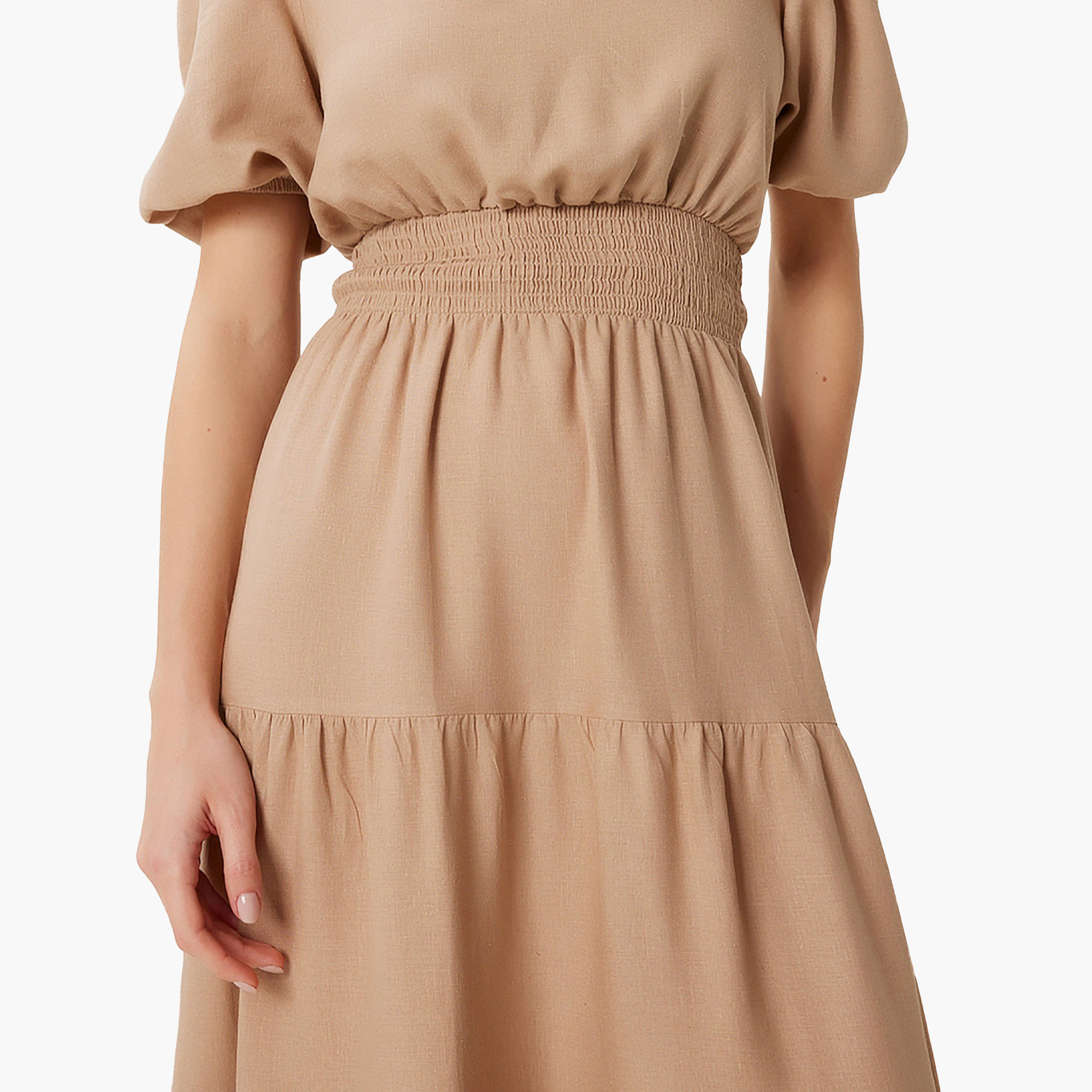 فستان نسائي ميدي مدرج بلون بيج إسطنبول بياقة منتفخة بأكمام مسطح وطبقات-women-clothing-dresses-image-5