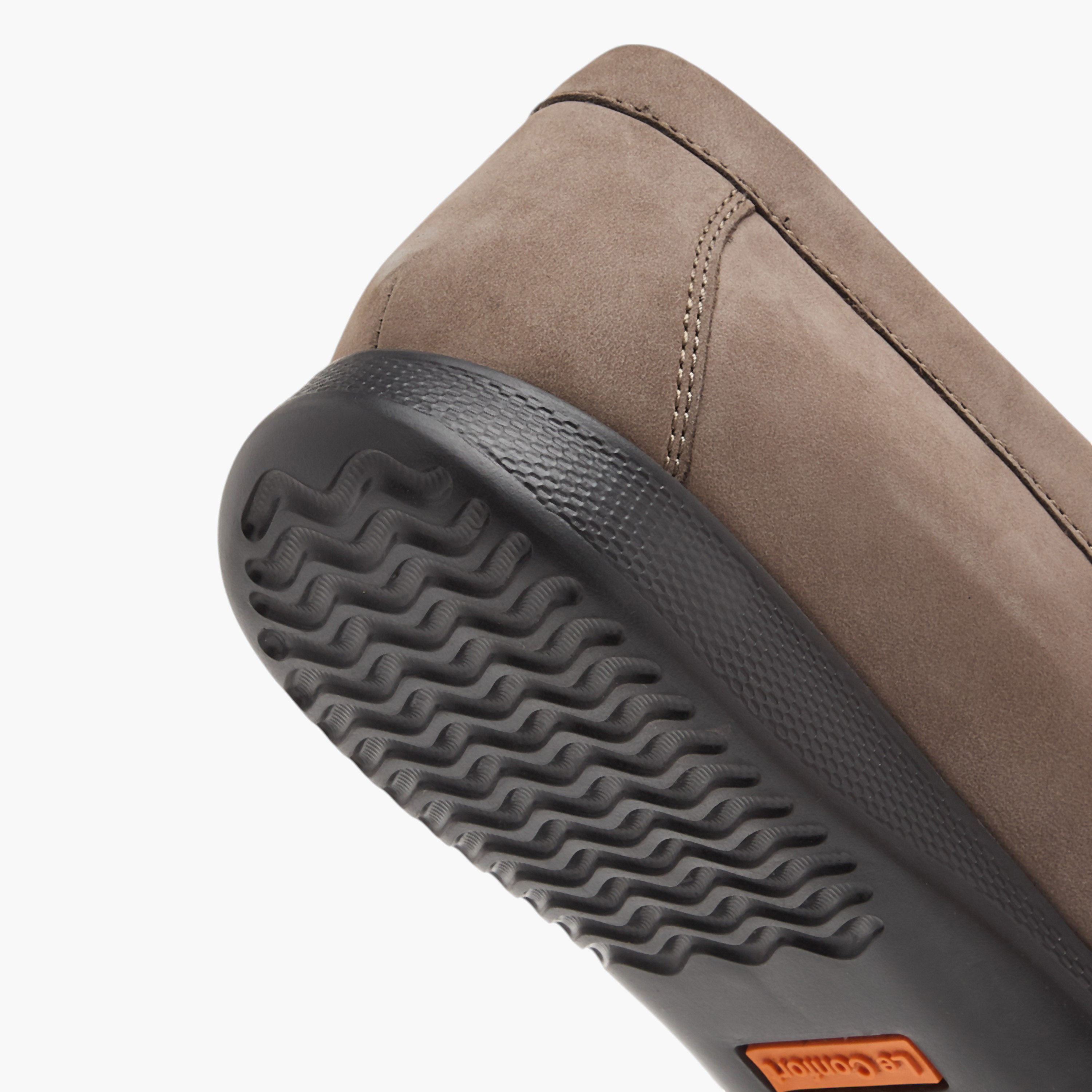 Le Confort Leather Solid Slip-On Comfort Moccasins-men-shoes-loafersandmoccasins-image-5