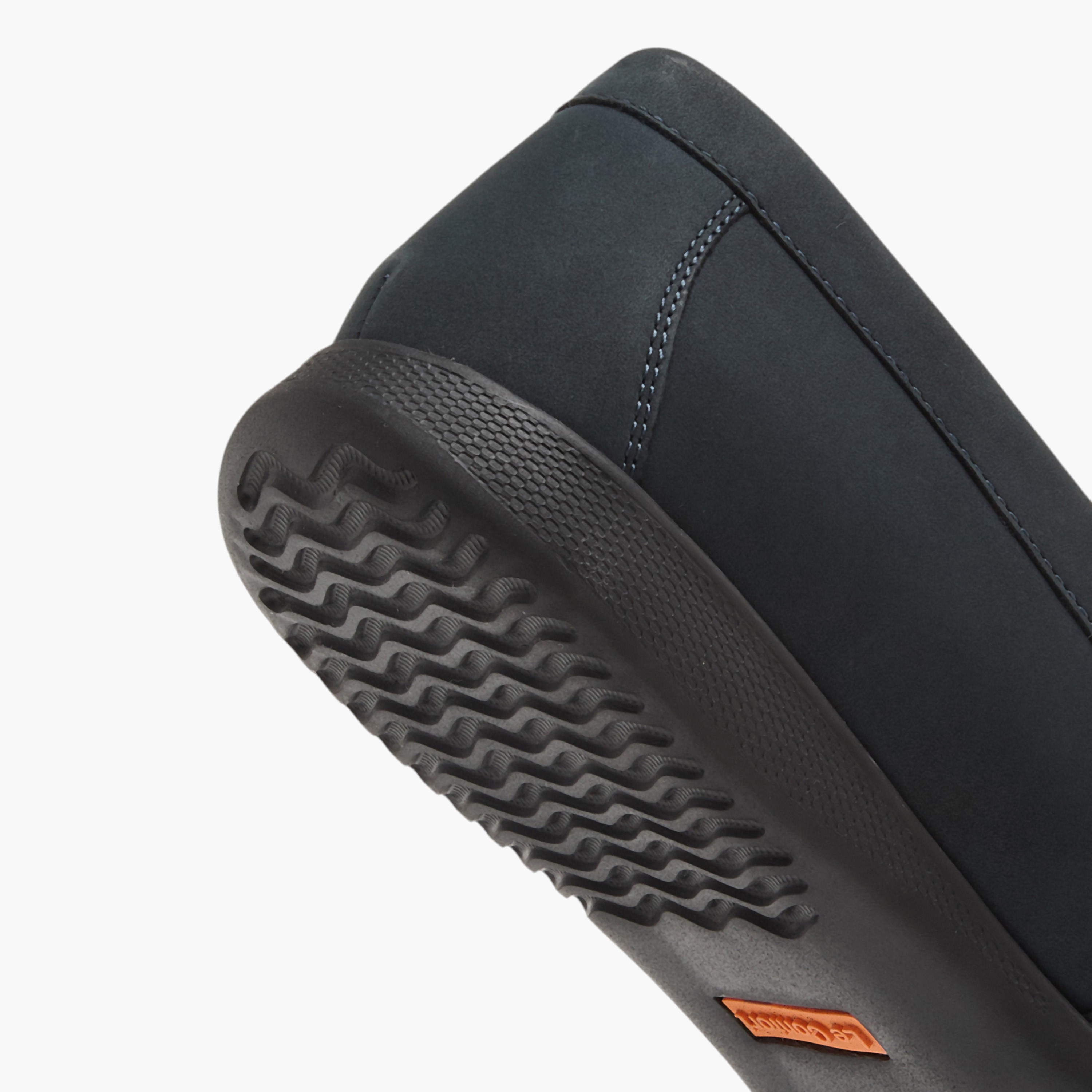 Le Confort Leather Solid Slip-On Comfort Moccasins-men-shoes-loafersandmoccasins-image-5