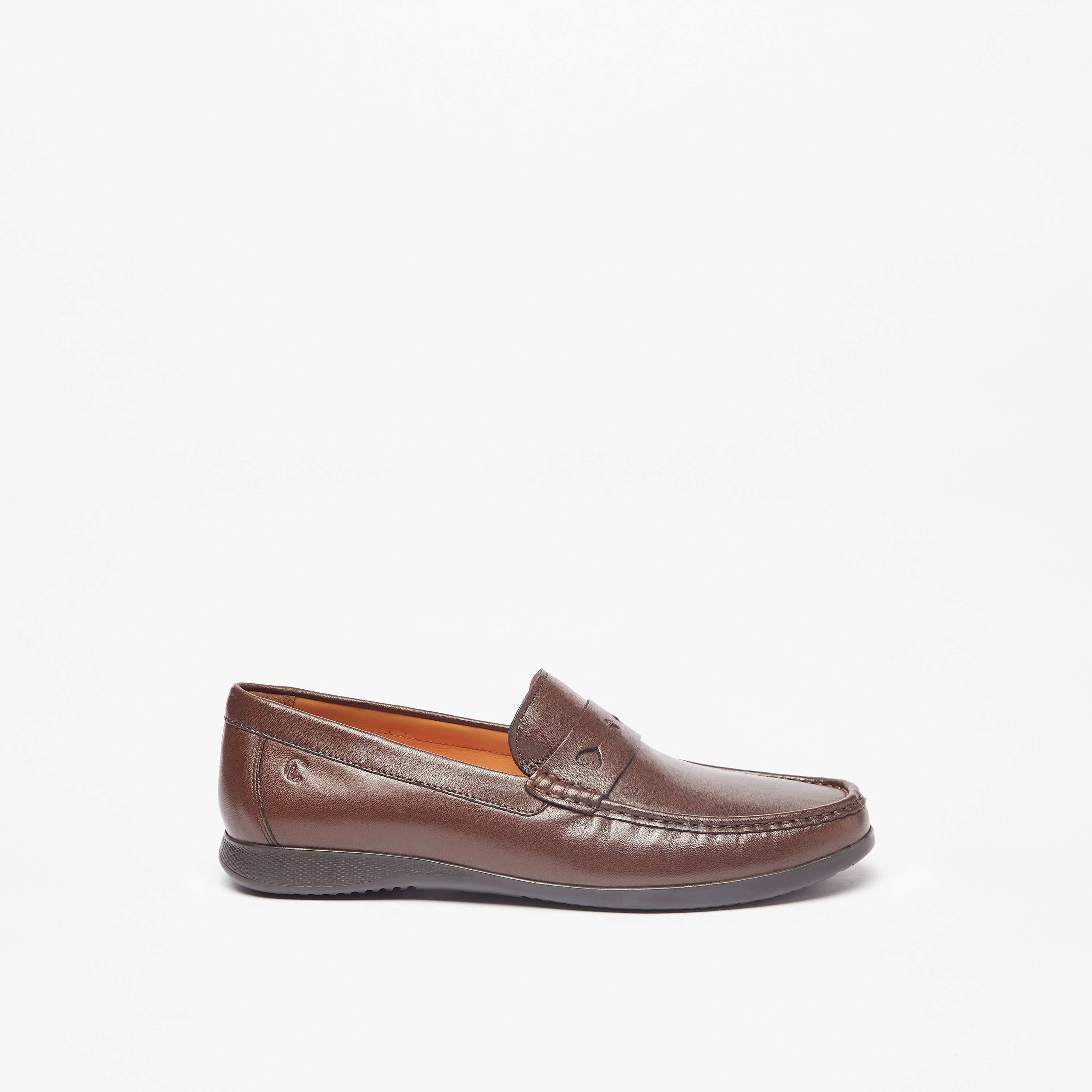 Le Confort Solid Leather Slip-On Loafers-men-shoes-formalshoes-image-3