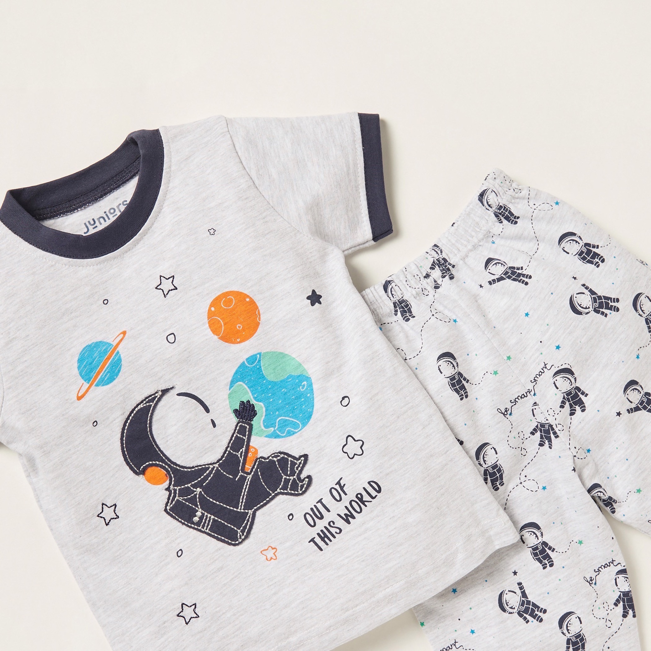 طقم بنطلون بيجاما وتيشيرت بطبعات من جونيورز-baby-girls-clothing-nightwear-pyjamasets-image-4