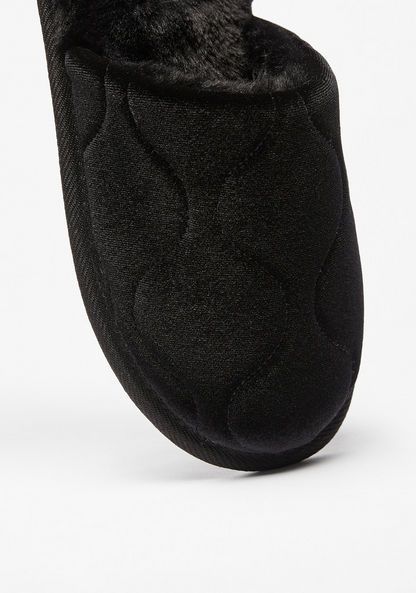 Cozy Textured Slip-On Plush Bedroom Slides-Women%27s Bedroom Slippers-image-3