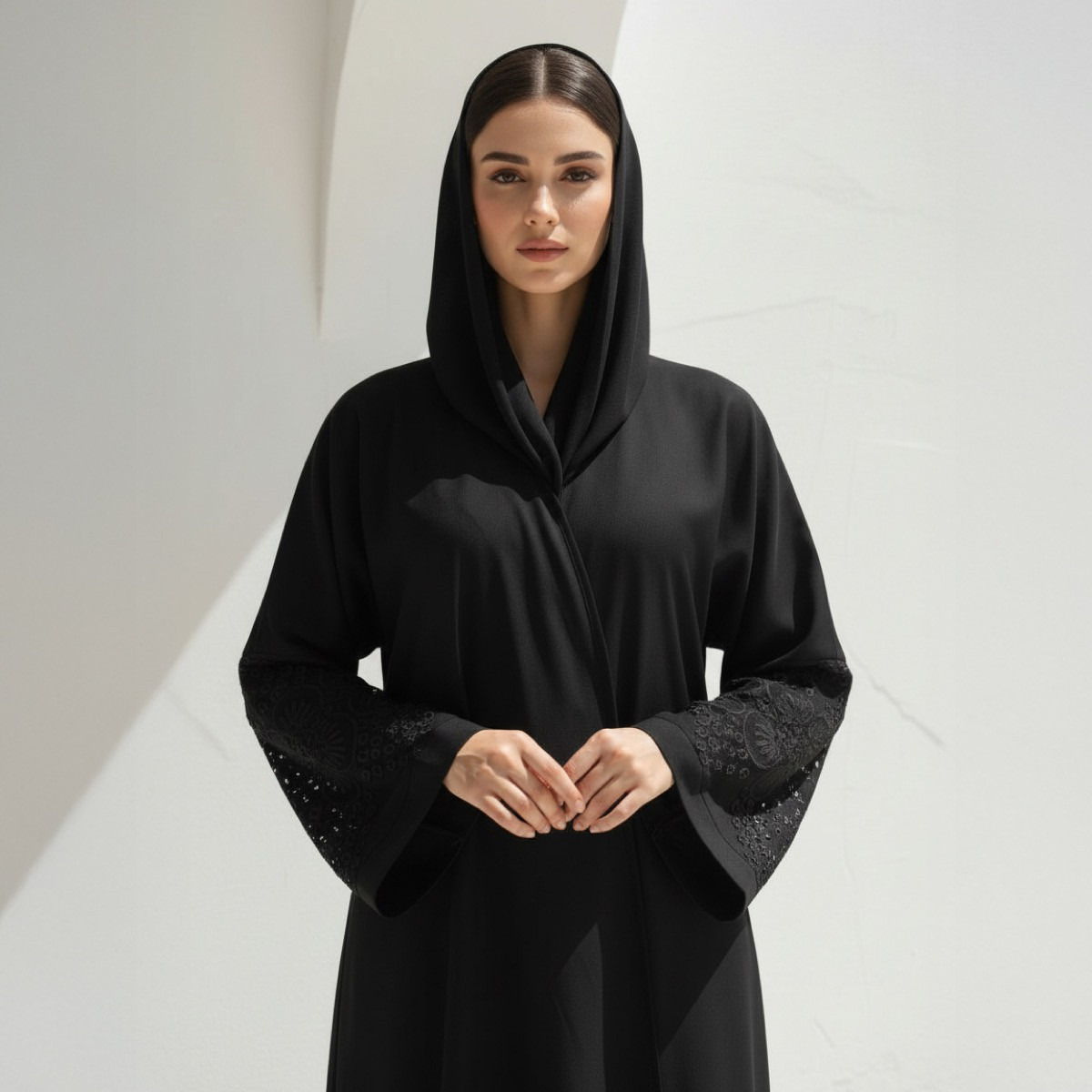 عباية مطرزة بأكمام أرابيان إيليجانس مع حجاب من فاشون لاين-women-arabicclothing-abayas-image-5