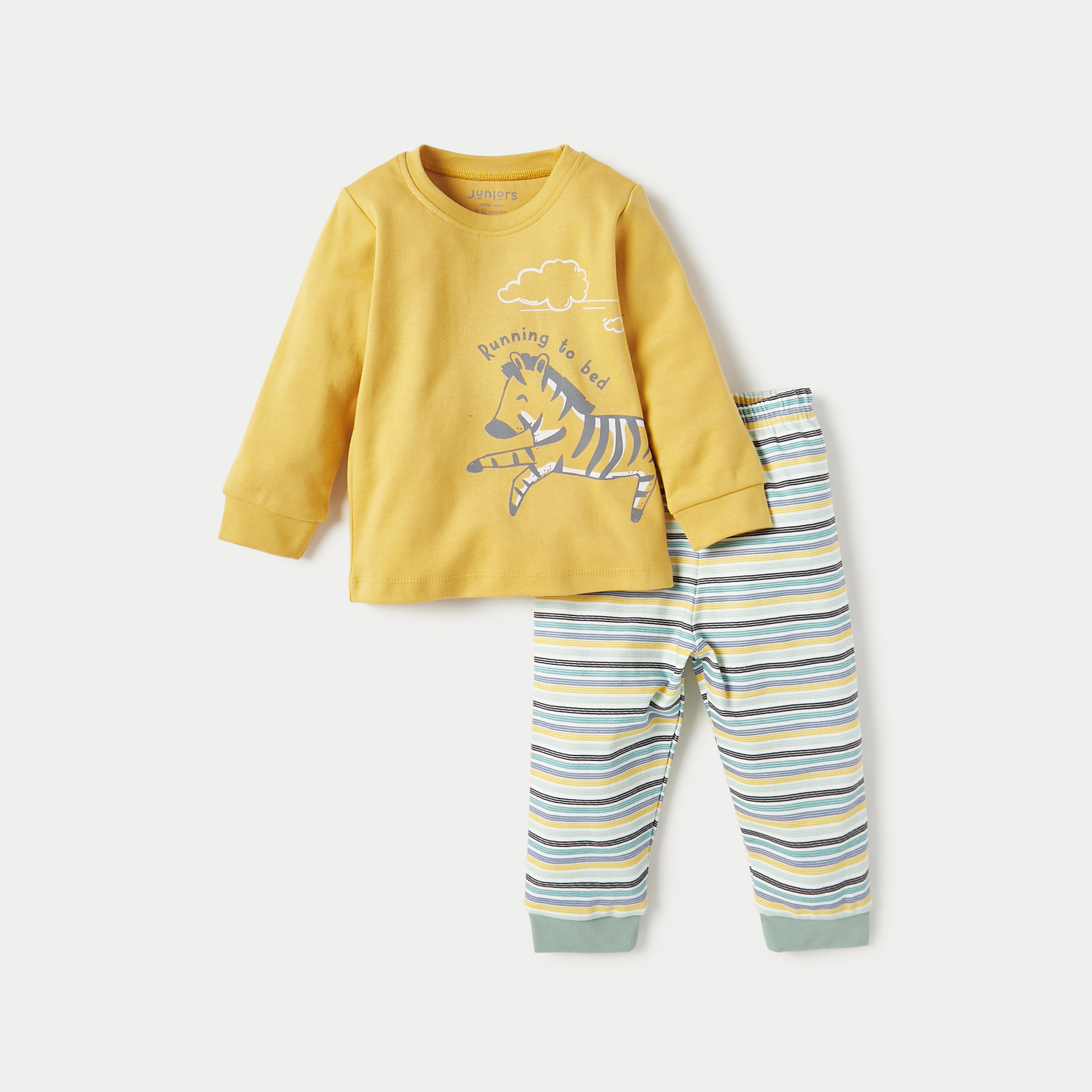 بنطلون بيجاما وتيشيرت بطبعات من جونيورز - طقم من 3 قطع-baby-boys-clothing-nightwear-pyjamasets-image-4