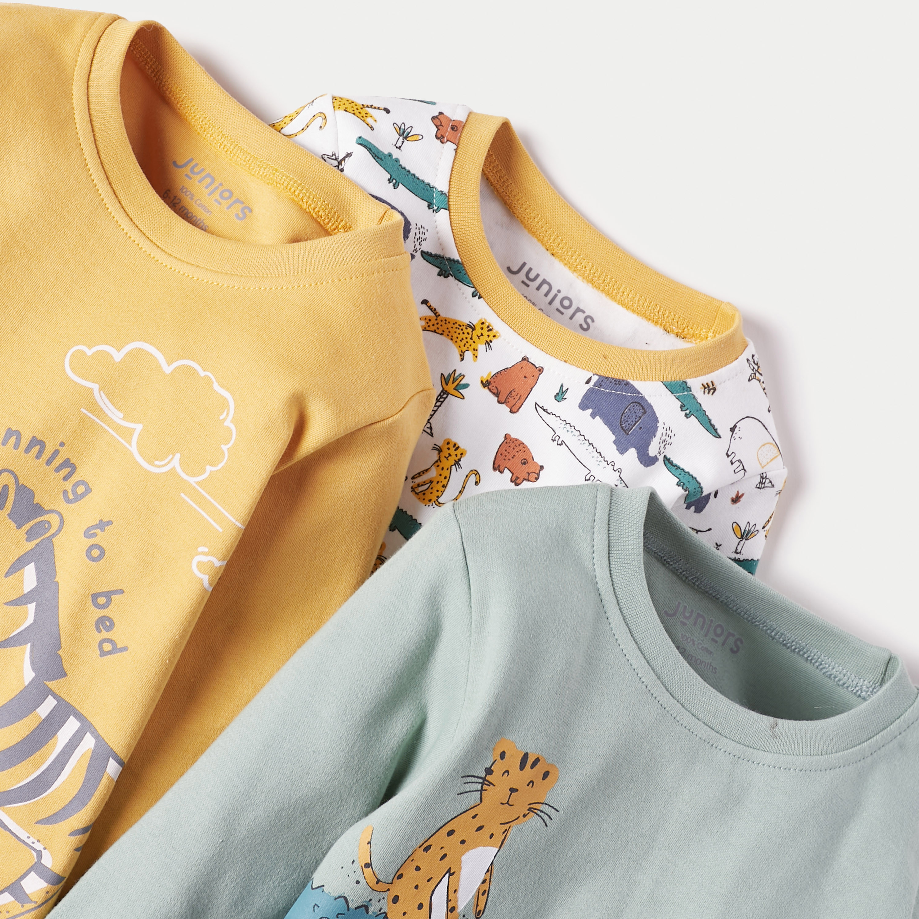 بنطلون بيجاما وتيشيرت بطبعات من جونيورز - طقم من 3 قطع-baby-boys-clothing-nightwear-pyjamasets-image-5