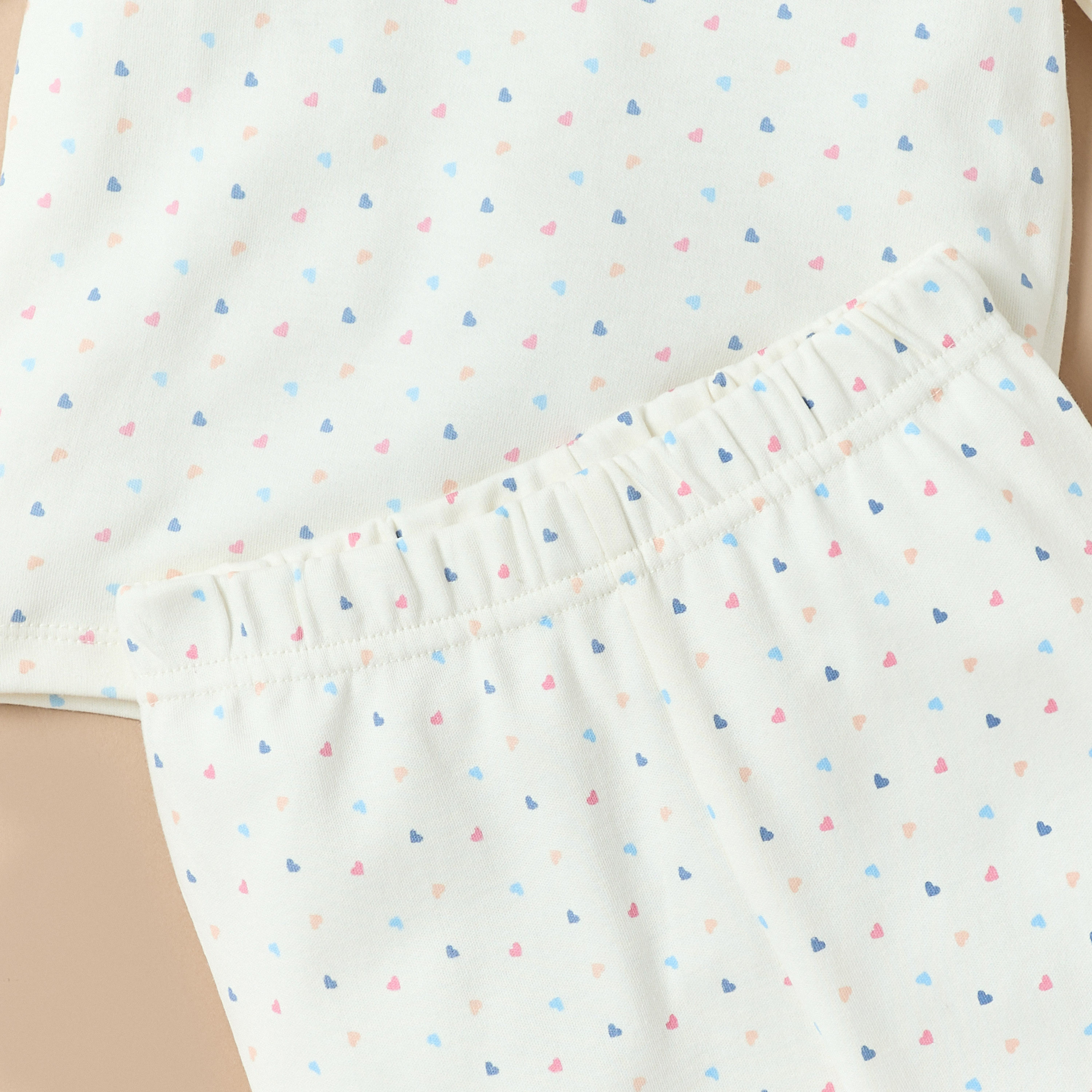 طقم بنطلون بيجاما وتيشيرت بطبعات قلب من جونيورز-baby-girls-clothing-nightwear-pyjamasets-image-5
