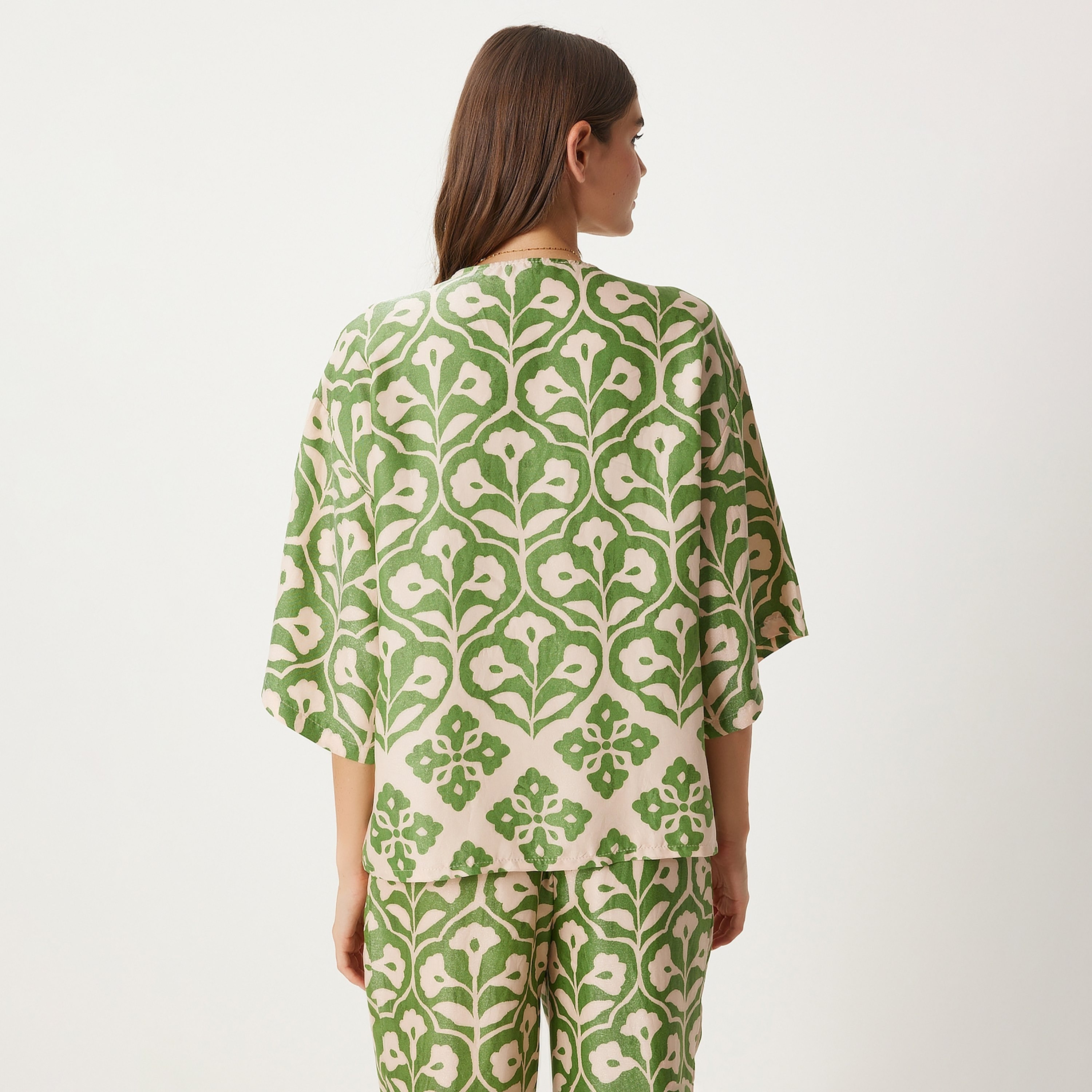 Happiness Istanbul 2-Piece Floral V-neck Wide Sleeves Top and Palazzo Women's Co-Ord Set-women-clothing-coordsets-image-6