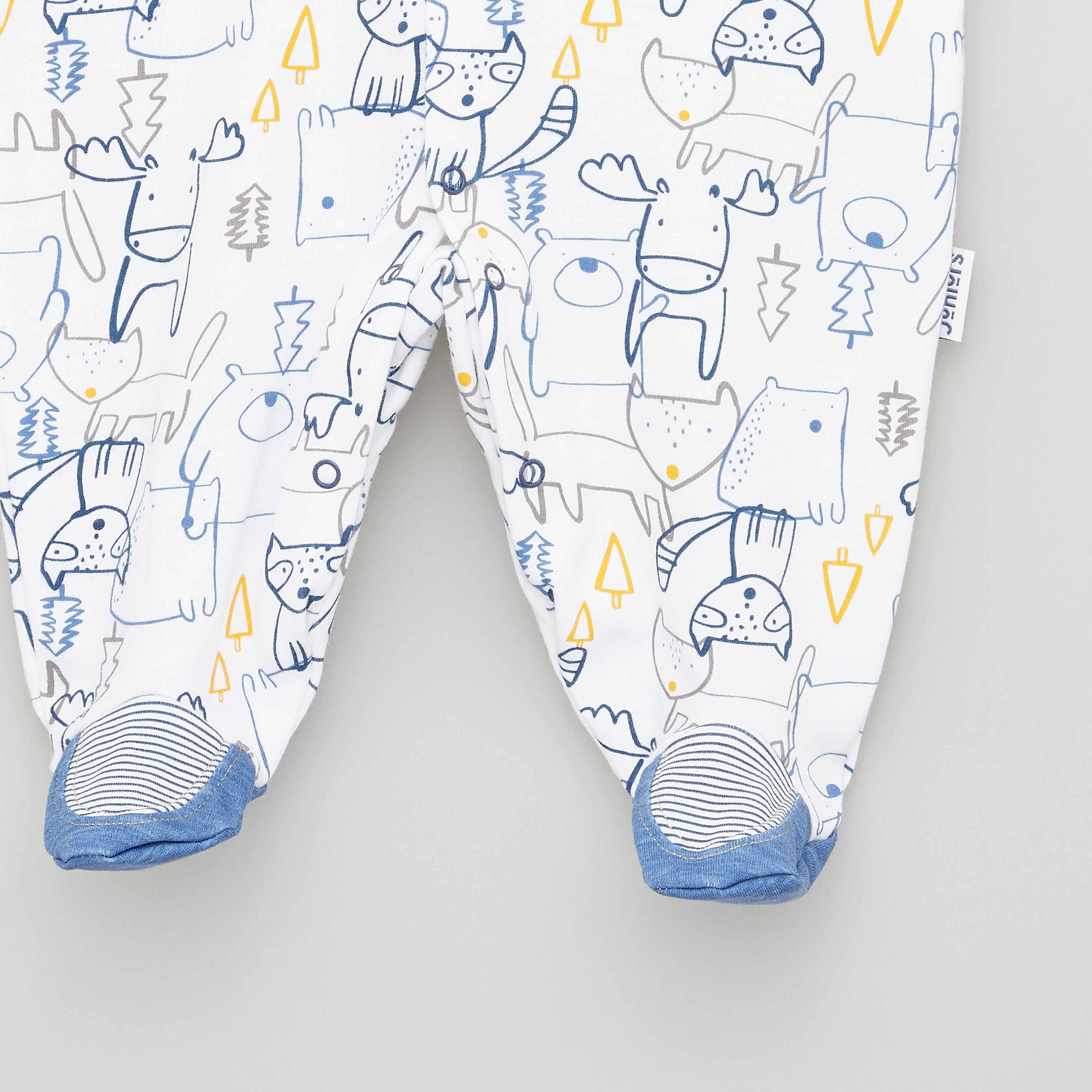 Juniors Bear Print Closed Feet Sleepsuit with Long Sleeves-baby-boys-clothing-nightwear-sleepsuits-image-4